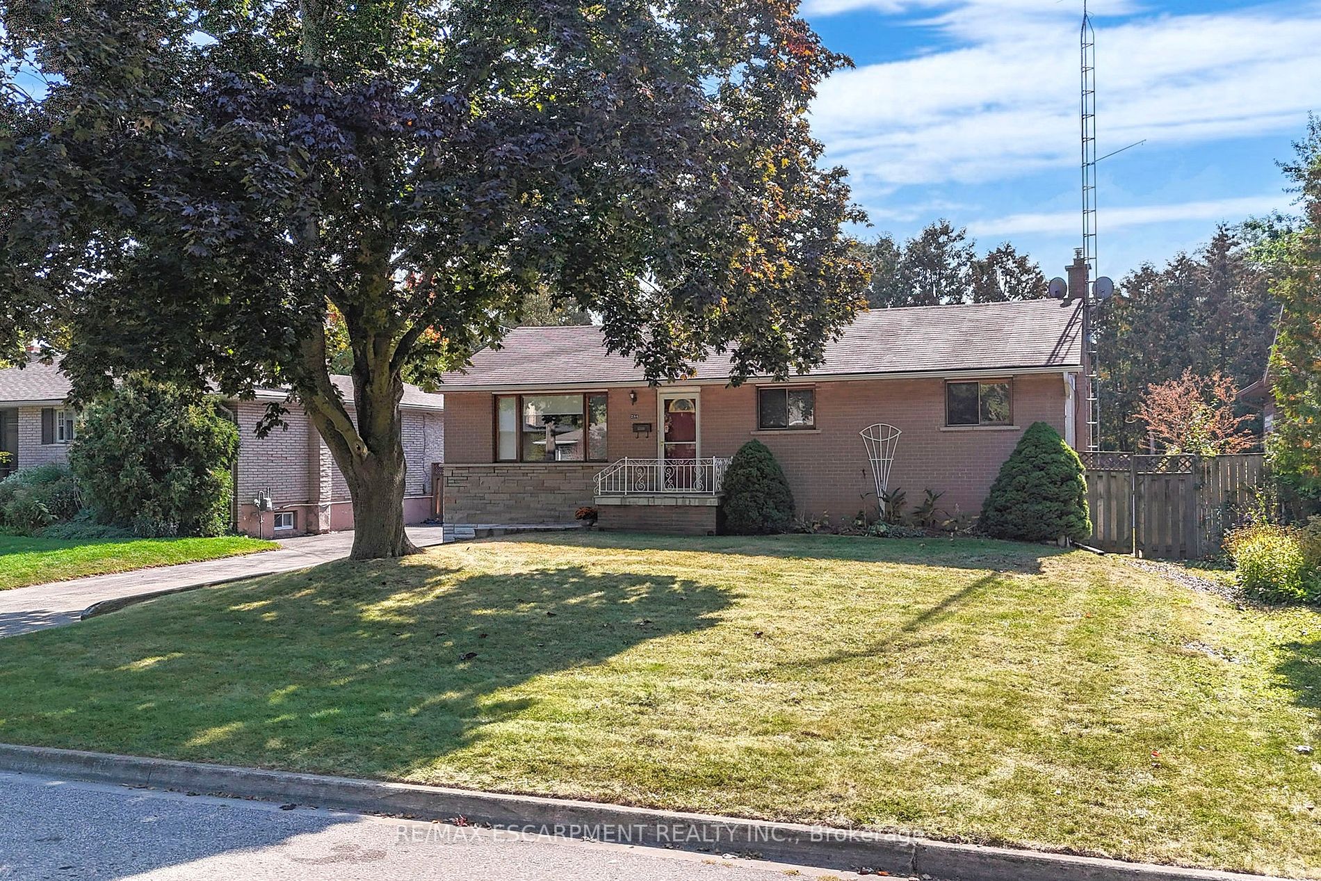 284 Foxbar Rd