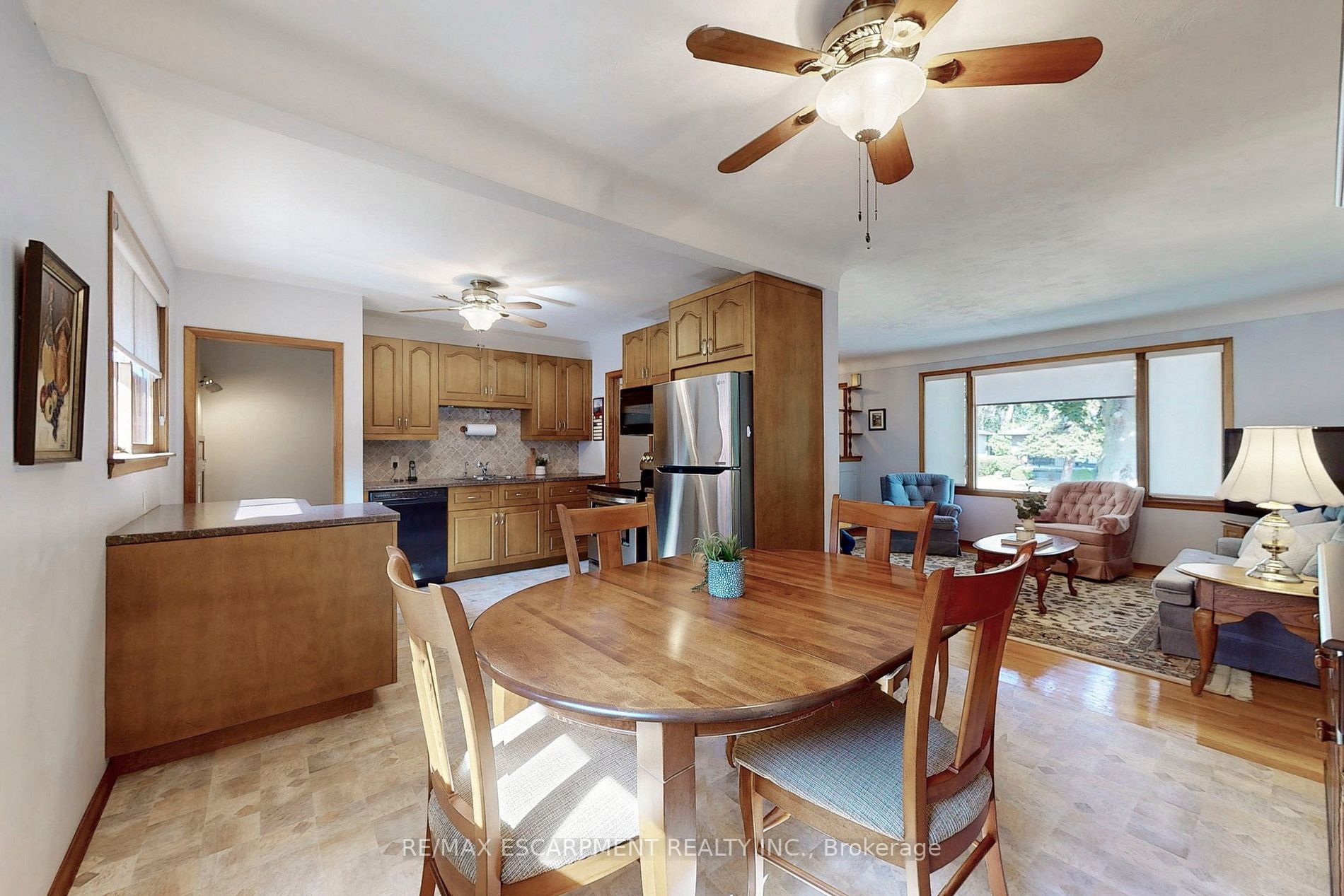 284 Foxbar Rd