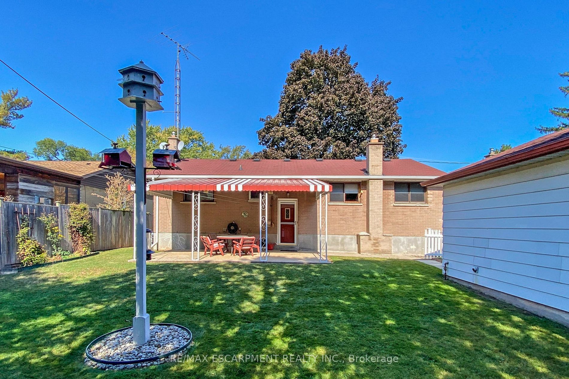 284 Foxbar Rd