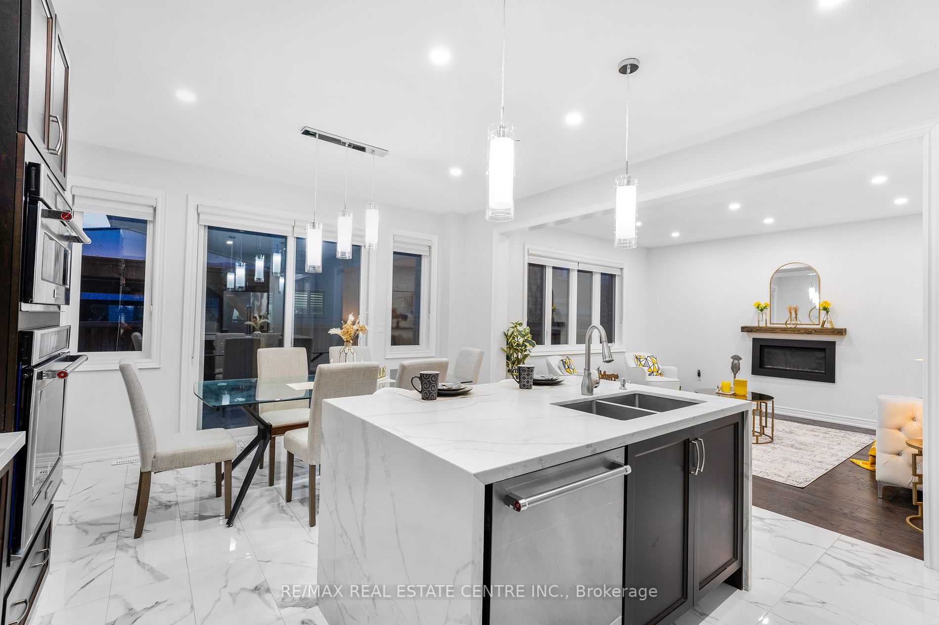 5 Forsyth Cres E
