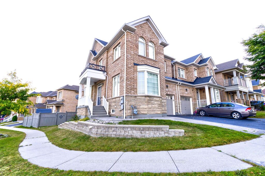 27 Cranwood Circ