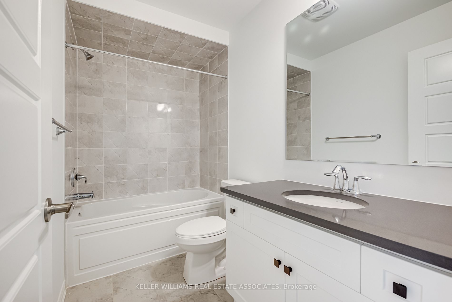 1368 Kobzar Dr
