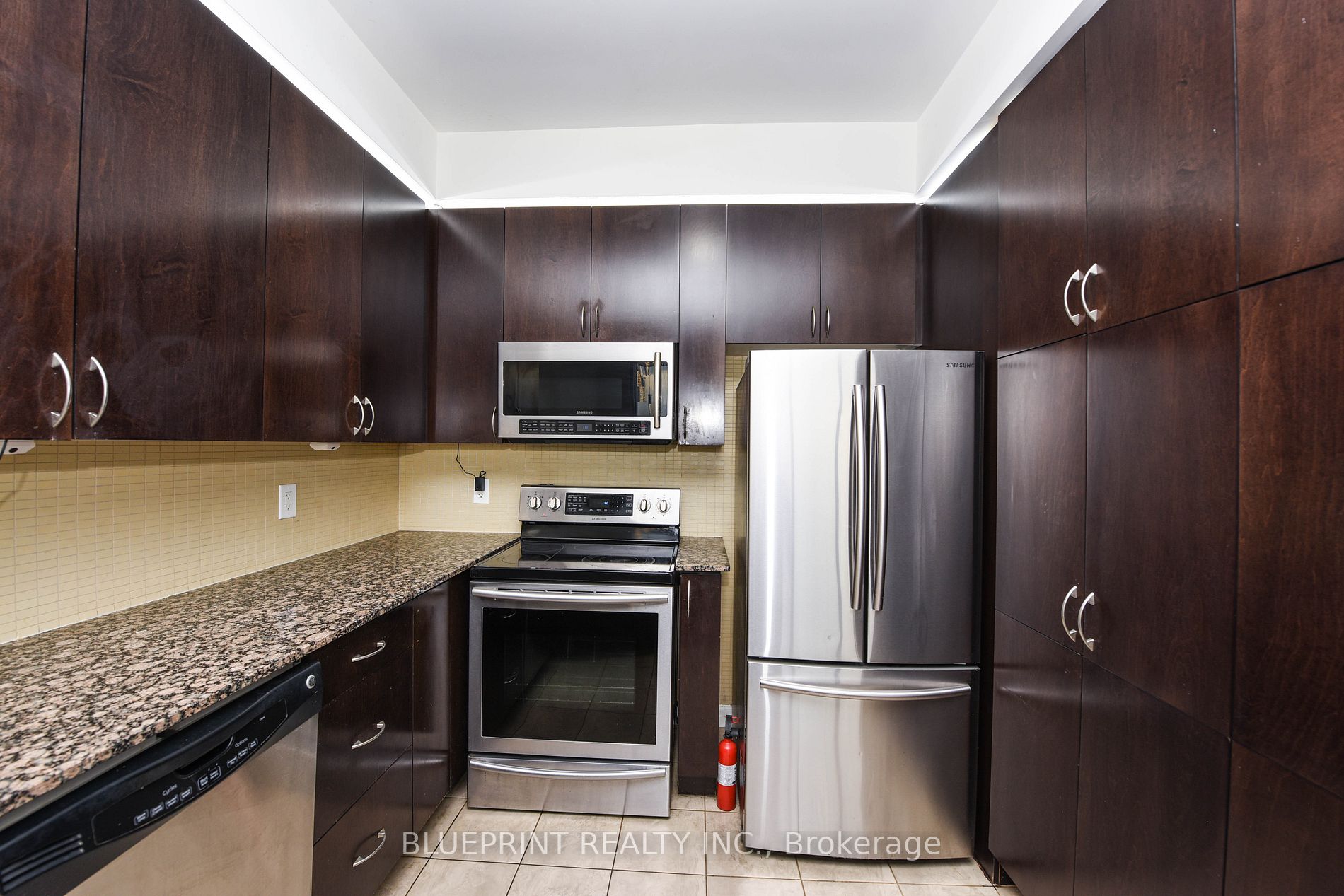223 Webb Drive, #2002