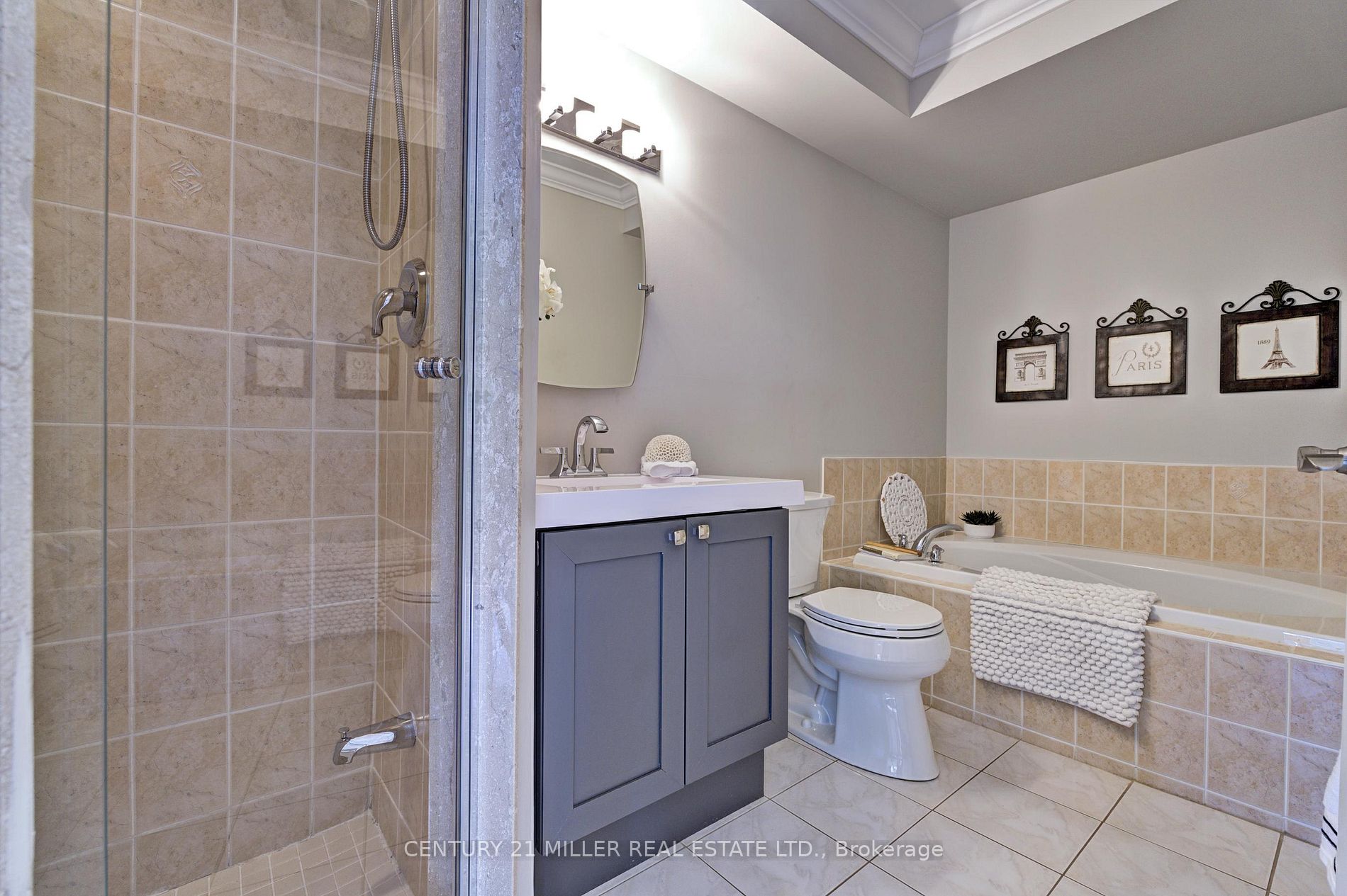 11F James St