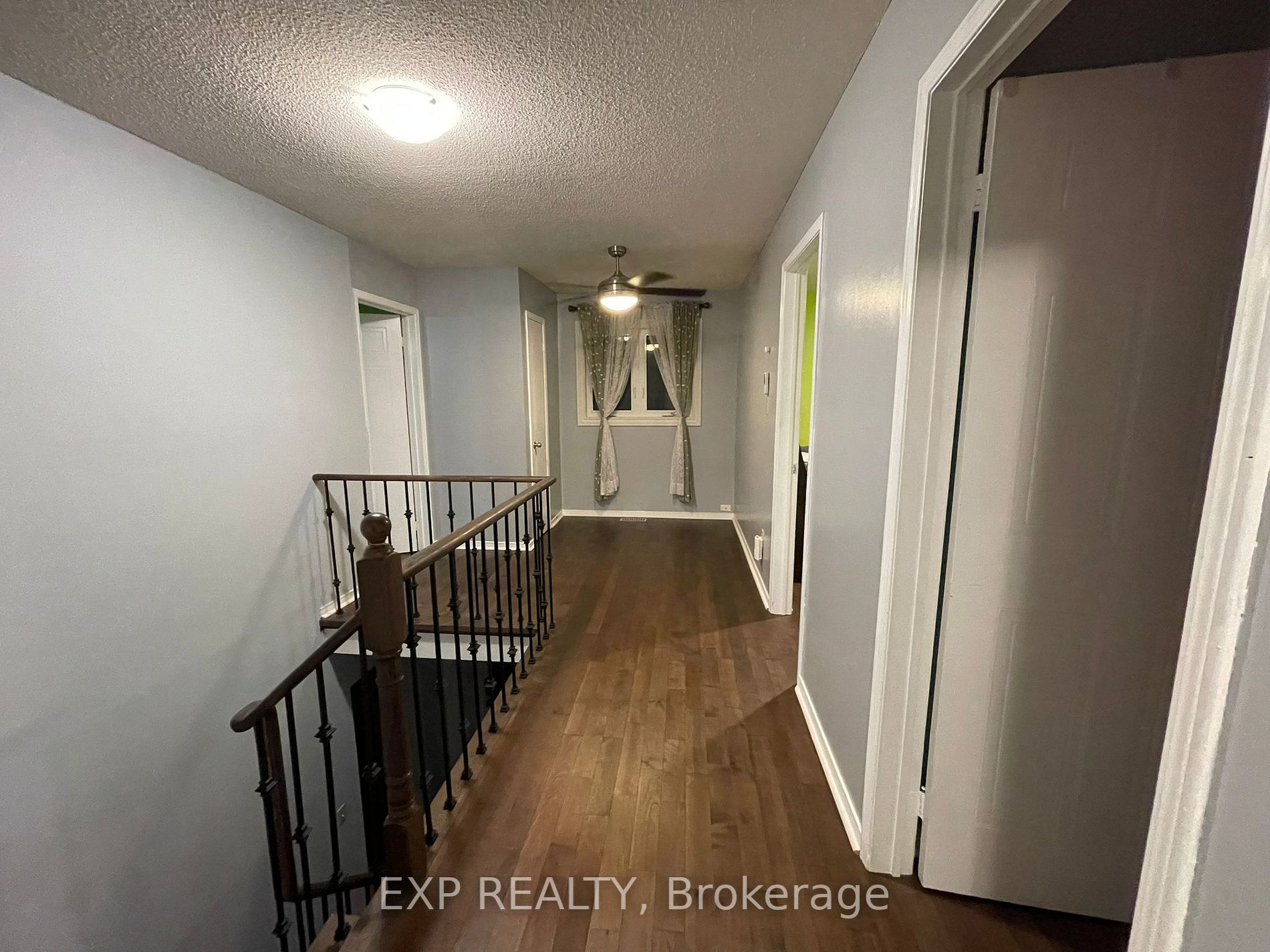 402 Scott Dr