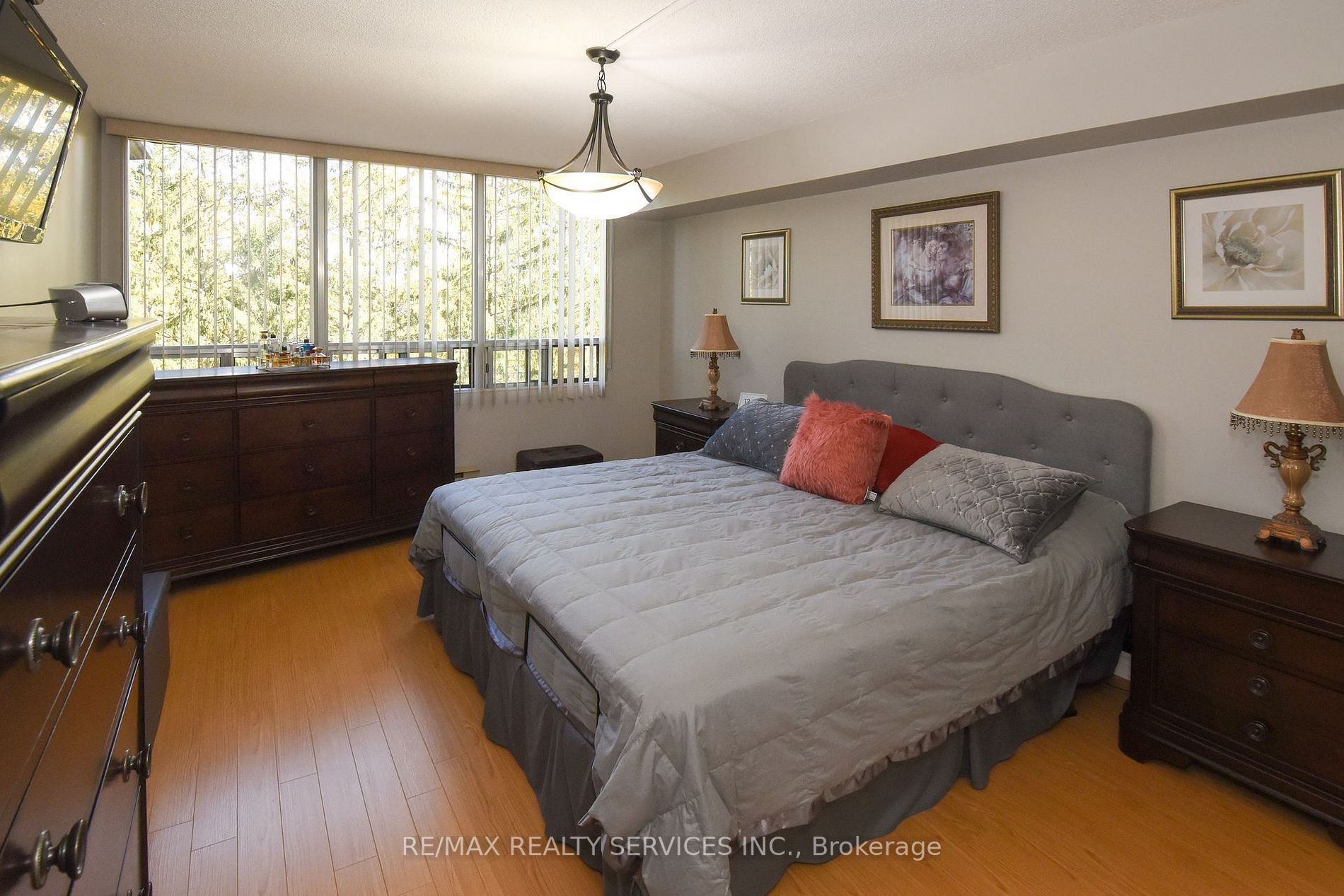 330 Mill St S, #312