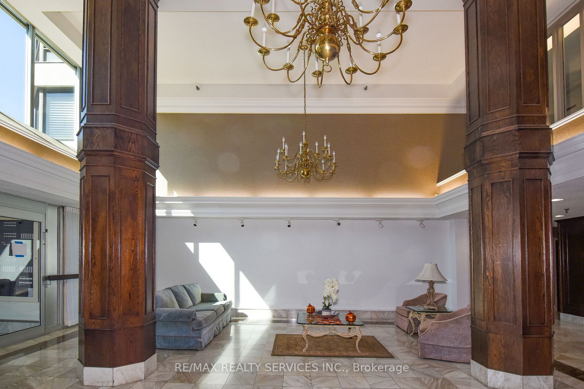 330 Mill St S, #312