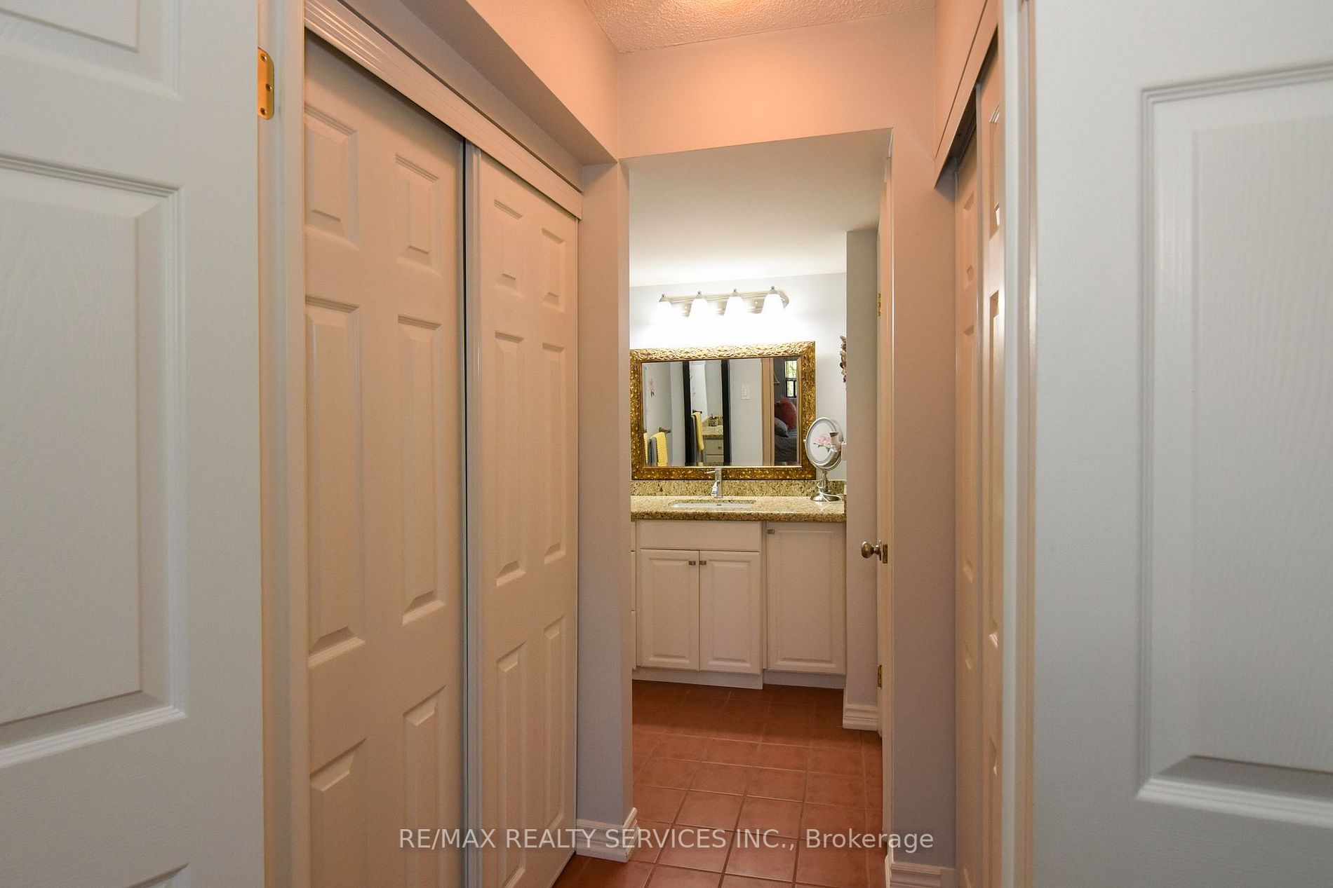 330 Mill St S, #312