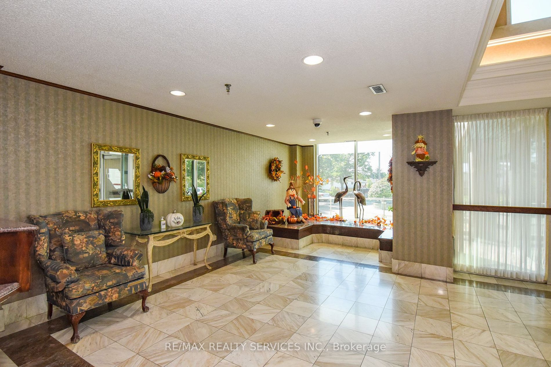 330 Mill St S, #312