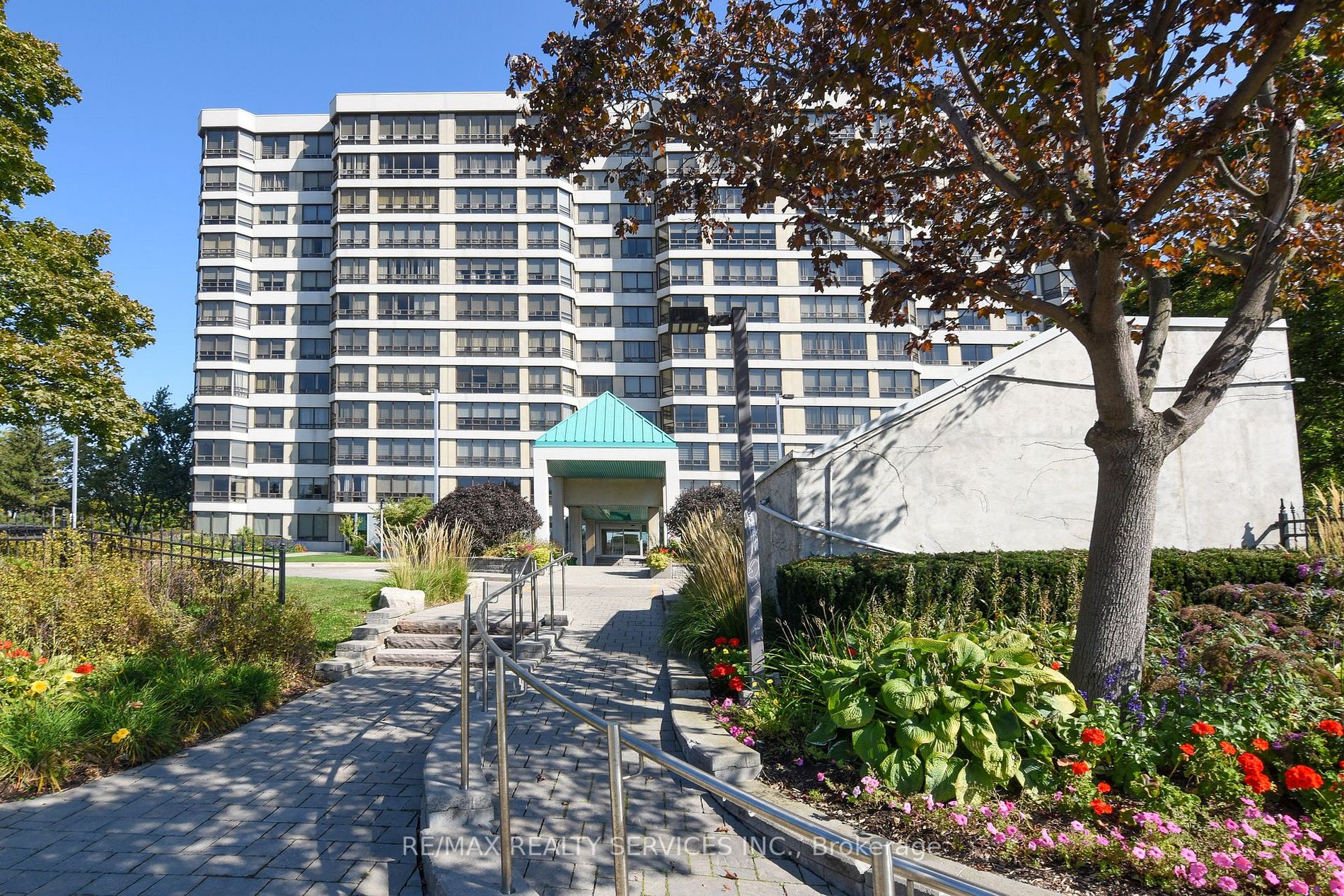 330 Mill St S, #312