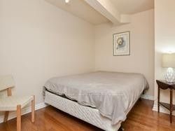 11 Maple Lane