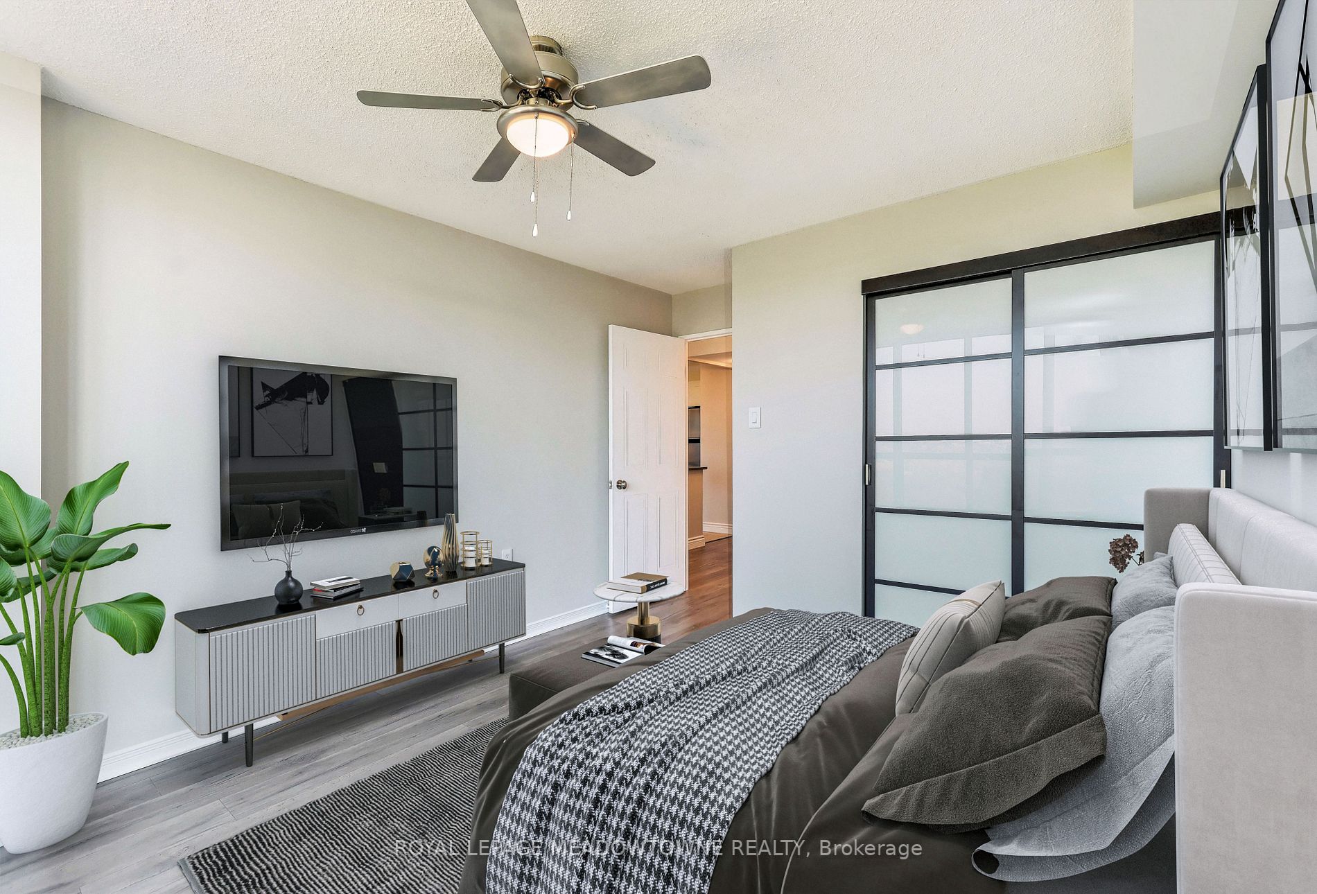 1110 Walden Circ, #1012