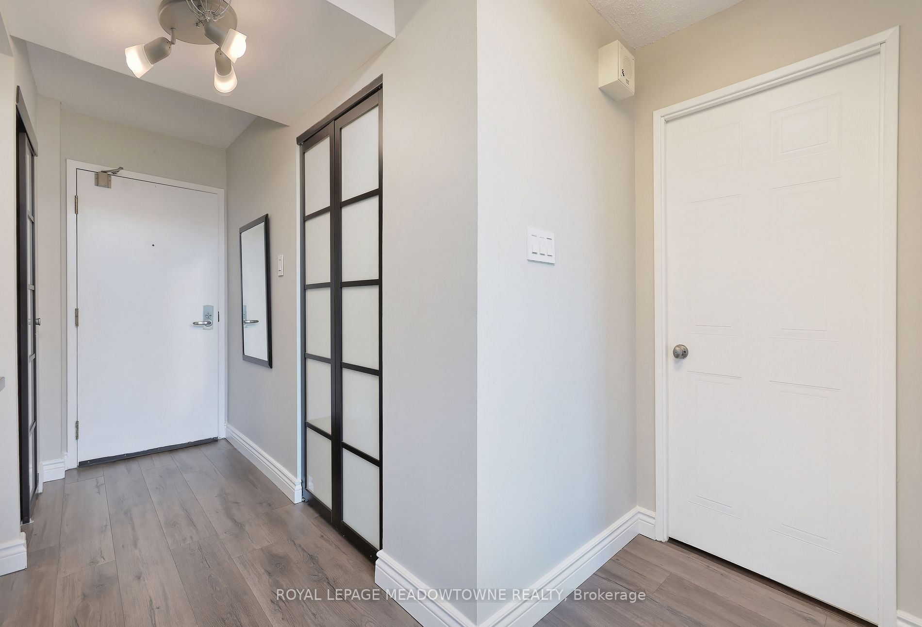 1110 Walden Circ, #1012