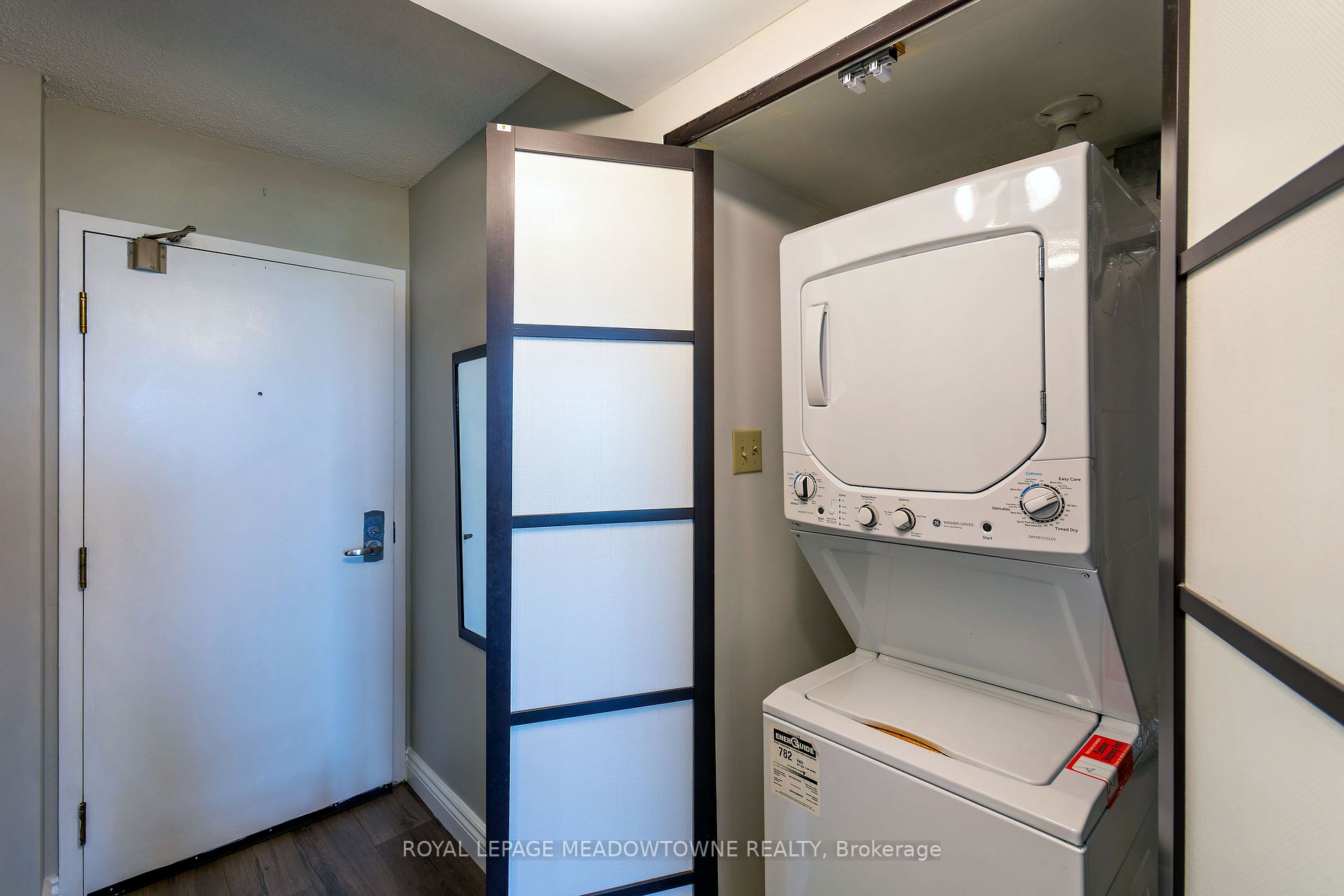 1110 Walden Circ, #1012