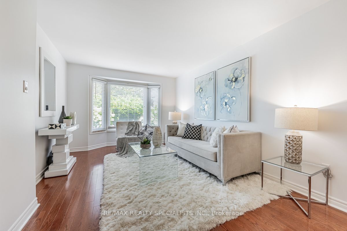 2278 Middlesmoor Crescent