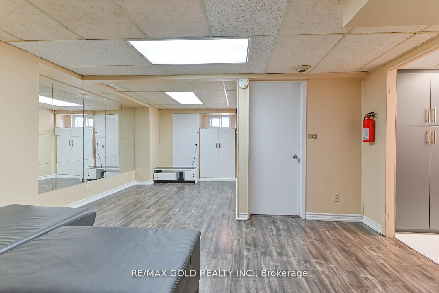 62 Geneva Cres