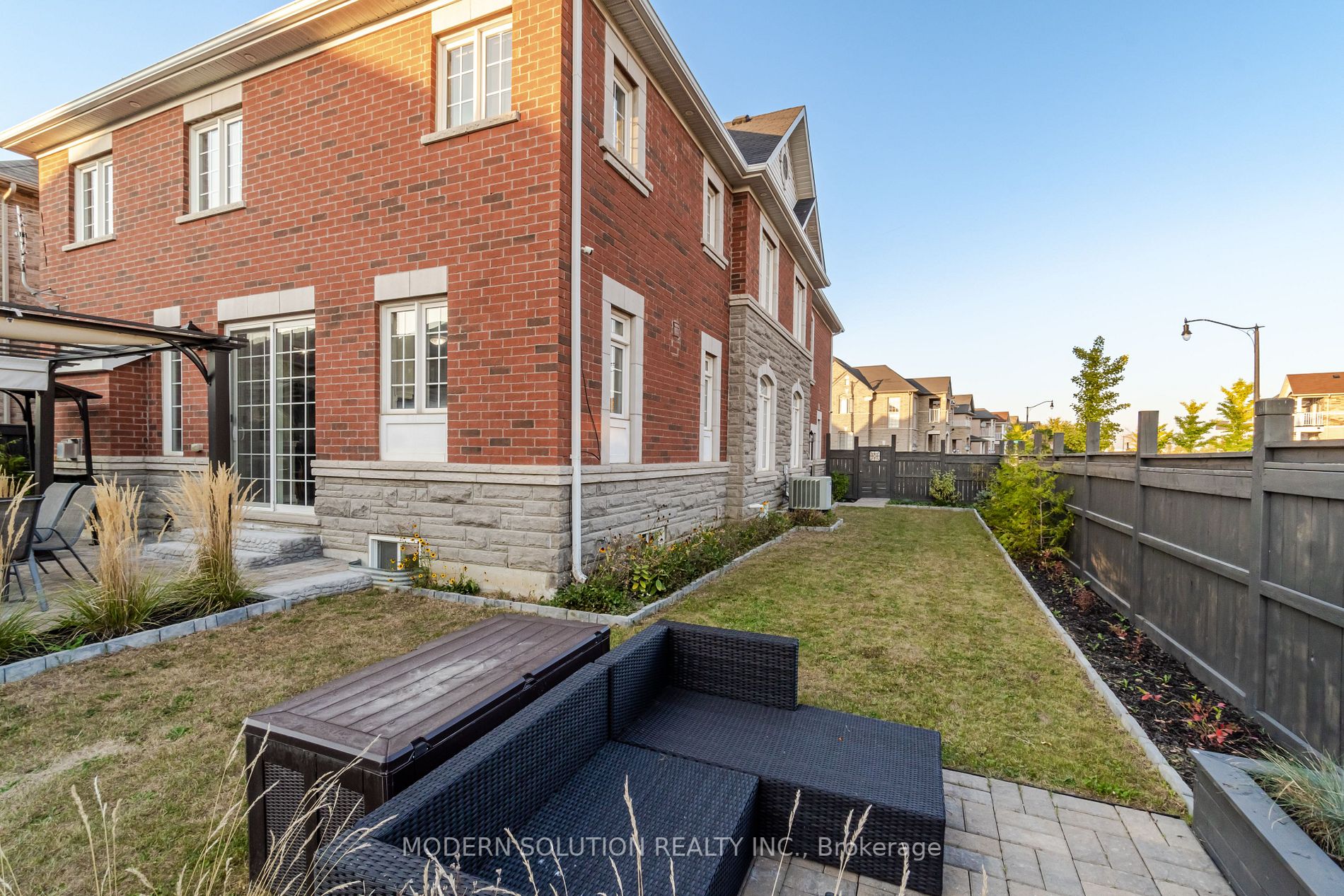 2 Micarta Ave
