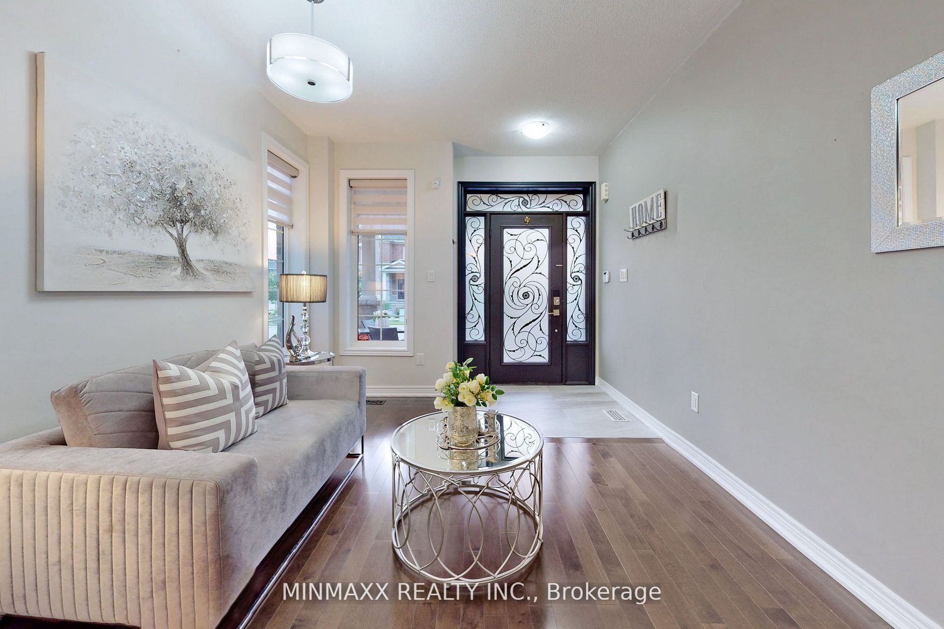 6 Jolana Cres