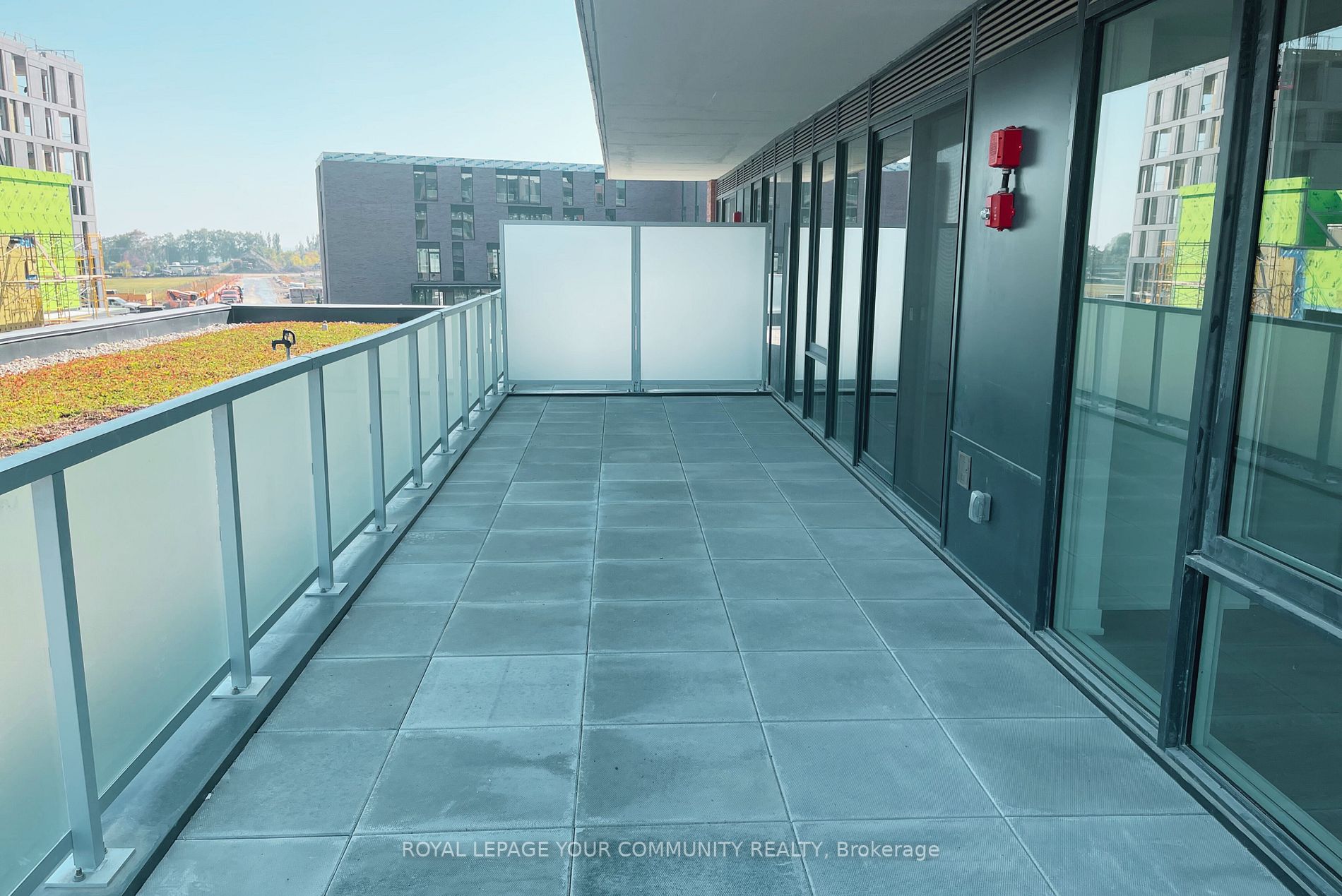 215 Lakeshore Road W, #214