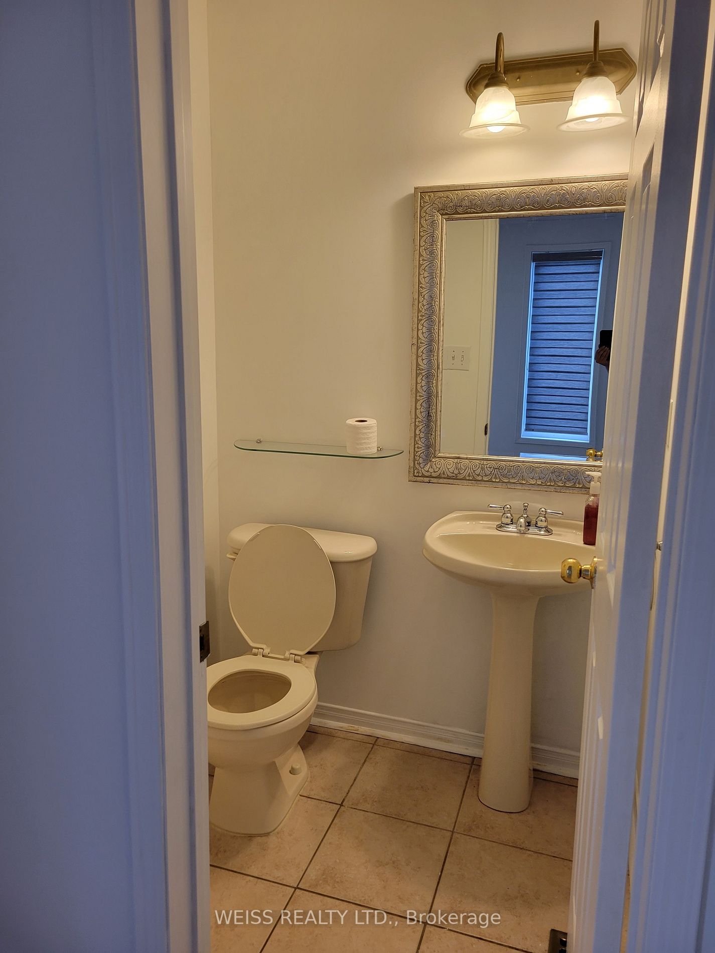 1068 Foxglove Pl