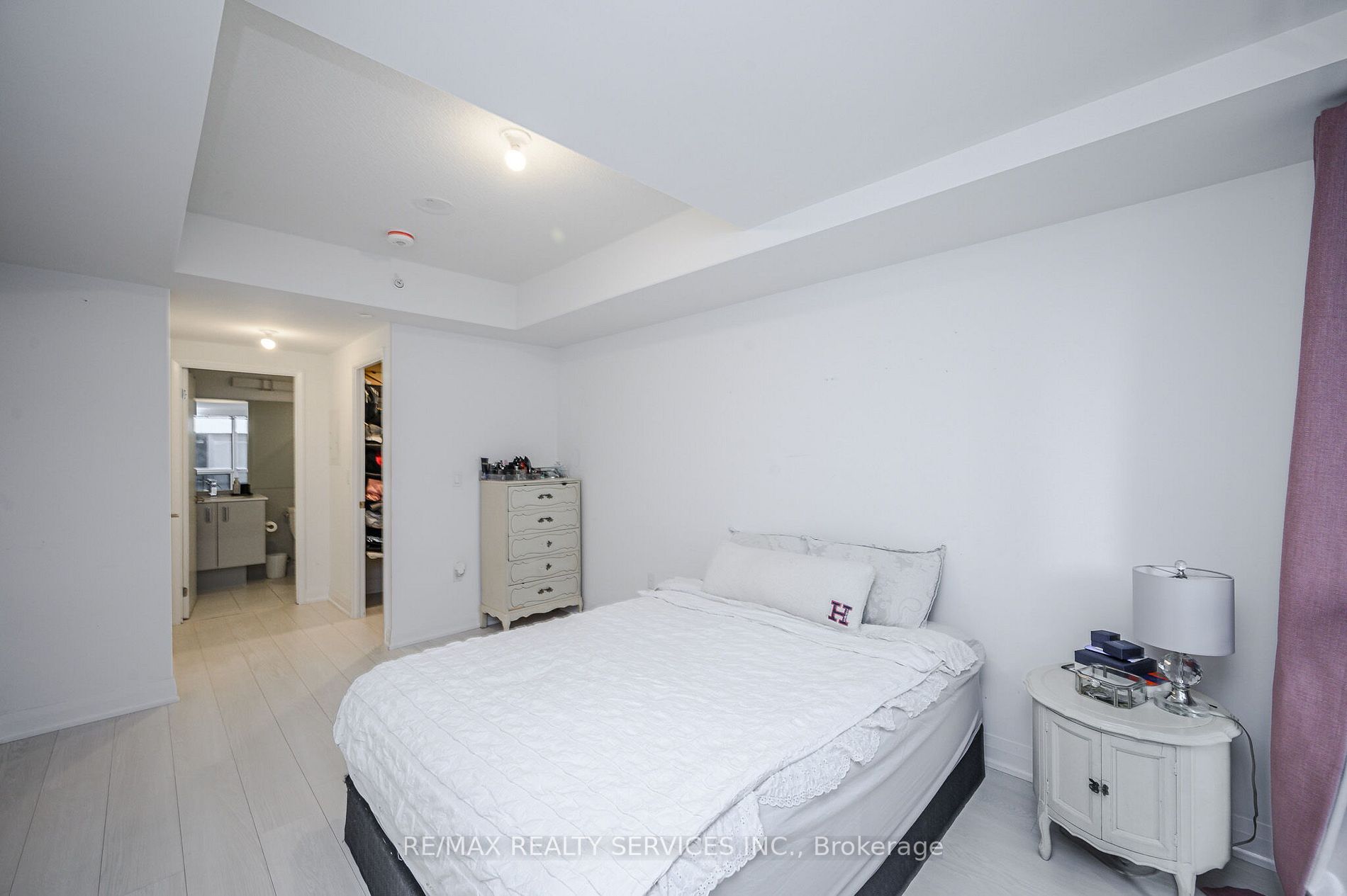 26 Gibbs Road, #340