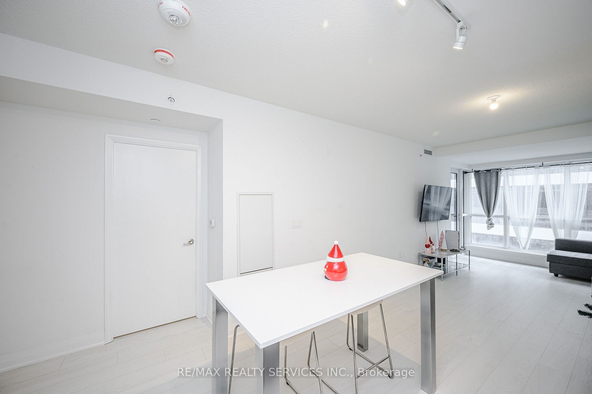 26 Gibbs Road, #340