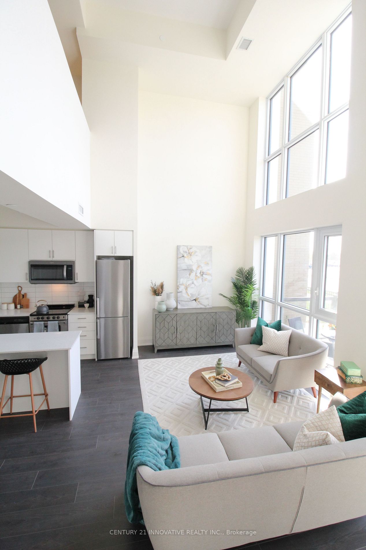 509 Dundas Street W, #102
