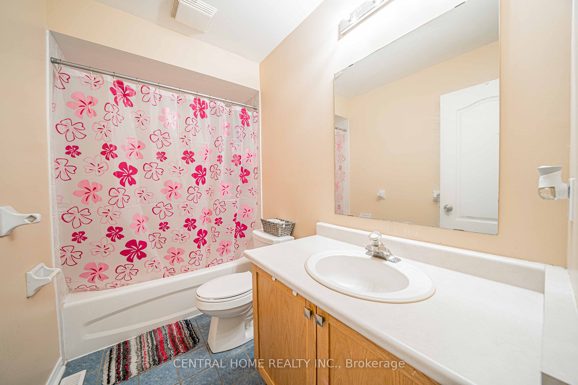90 Tideland Dr
