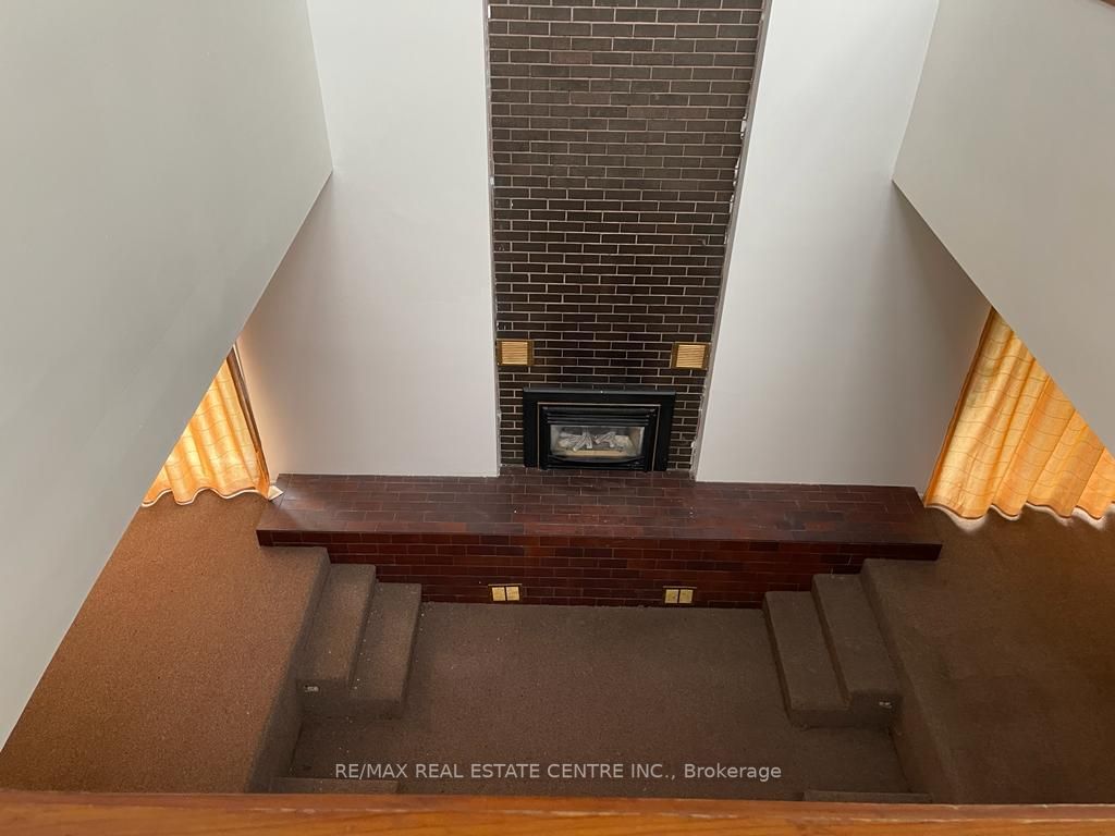3274 Mississsauga Rd