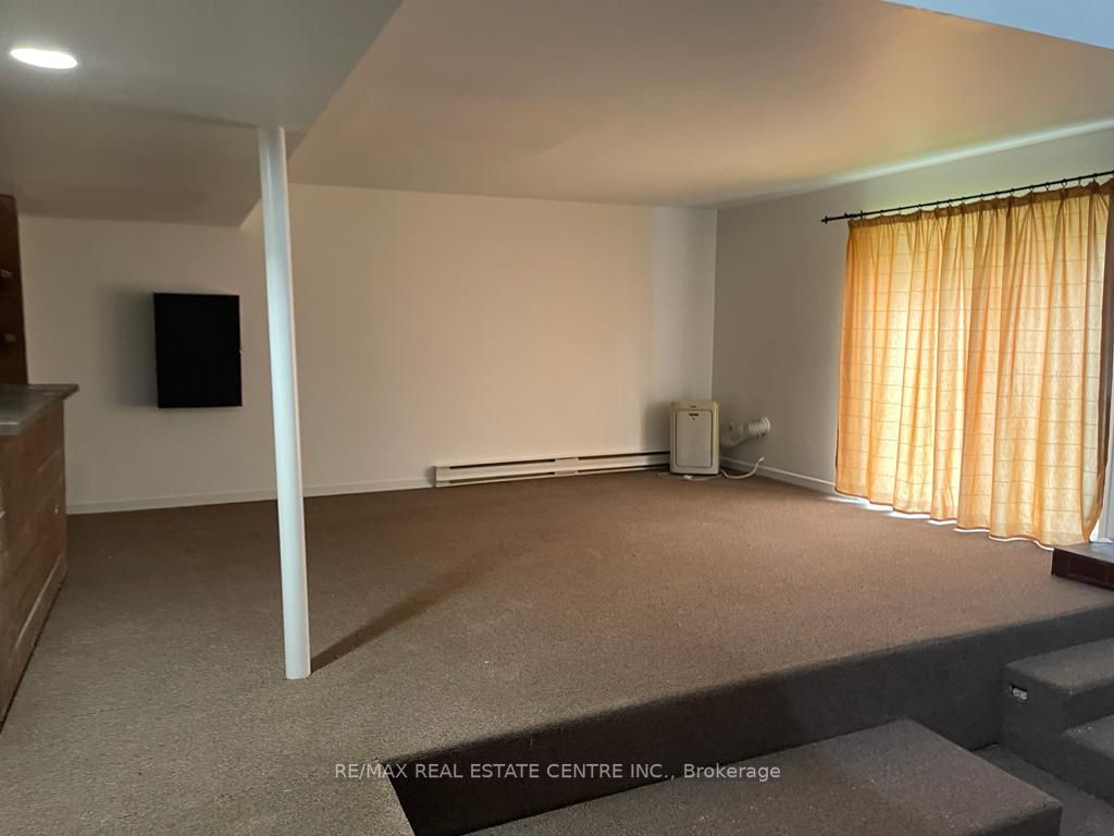 3274 Mississsauga Rd