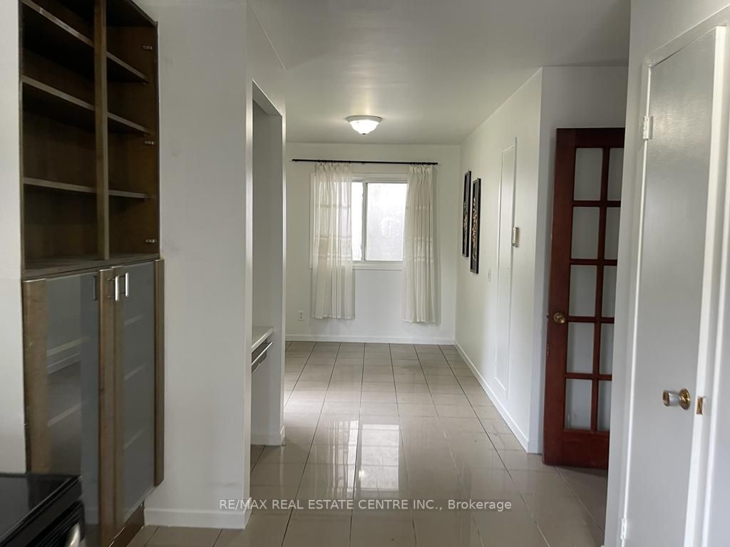 3274 Mississsauga Rd