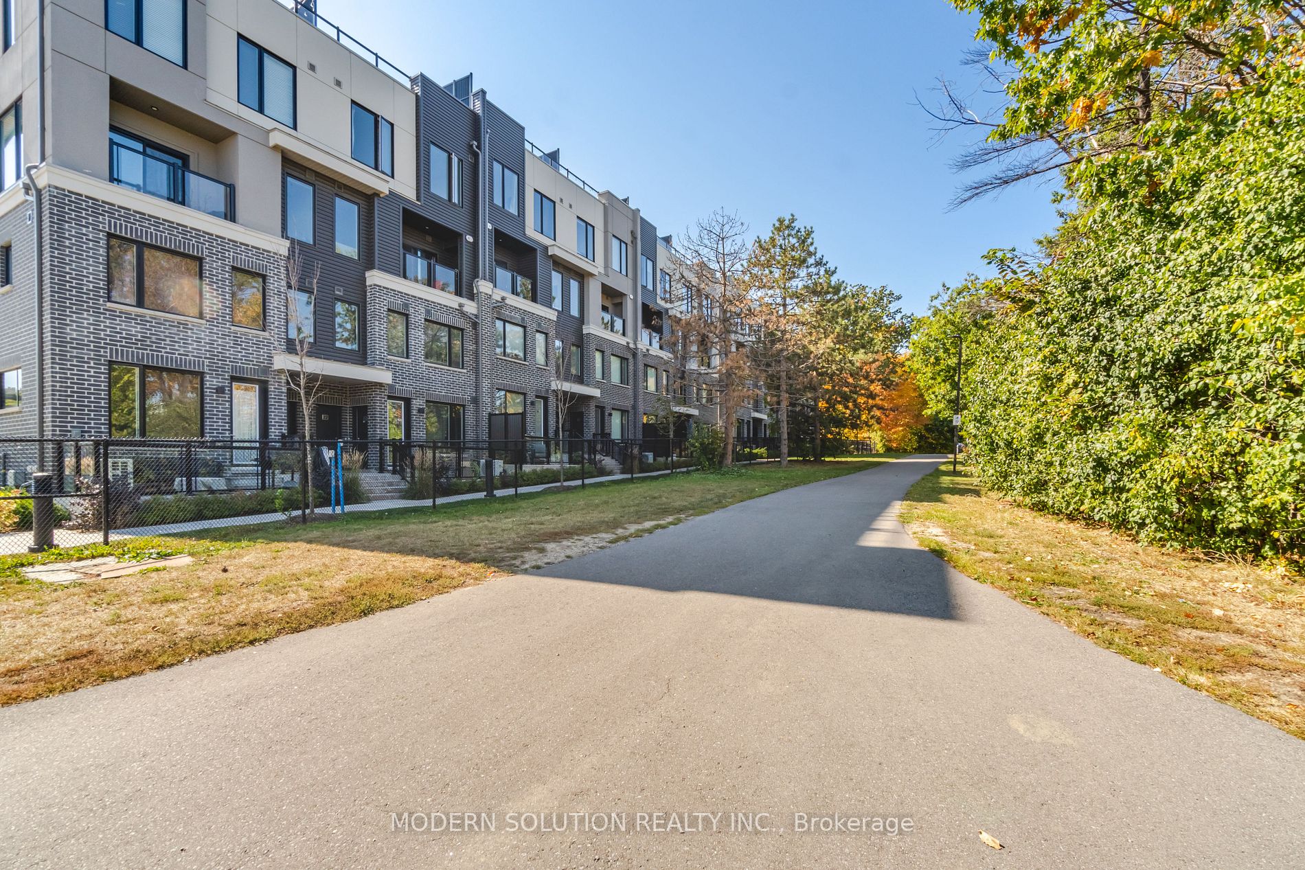 3472 Widdicombe Way, #27