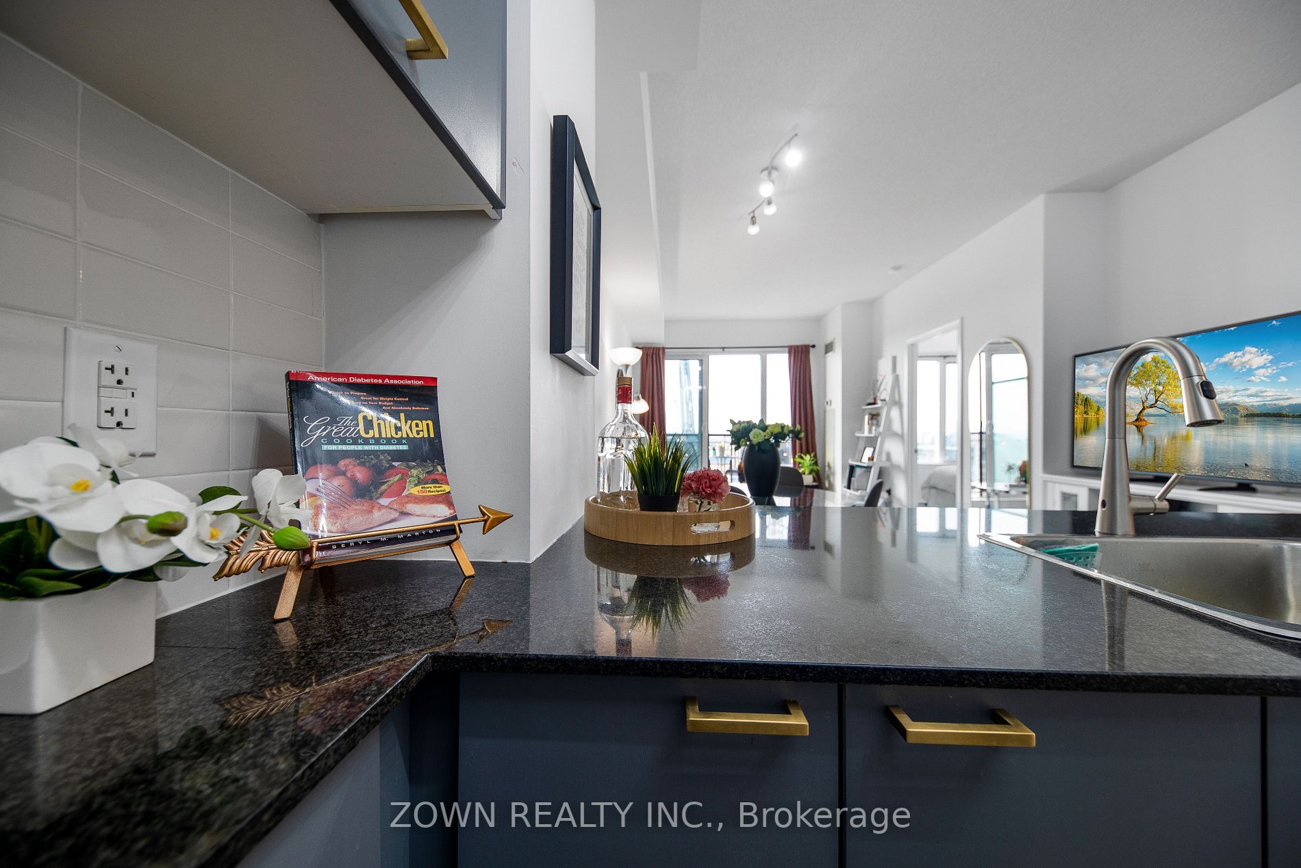 385 Prince Of Wales Dr, #2301