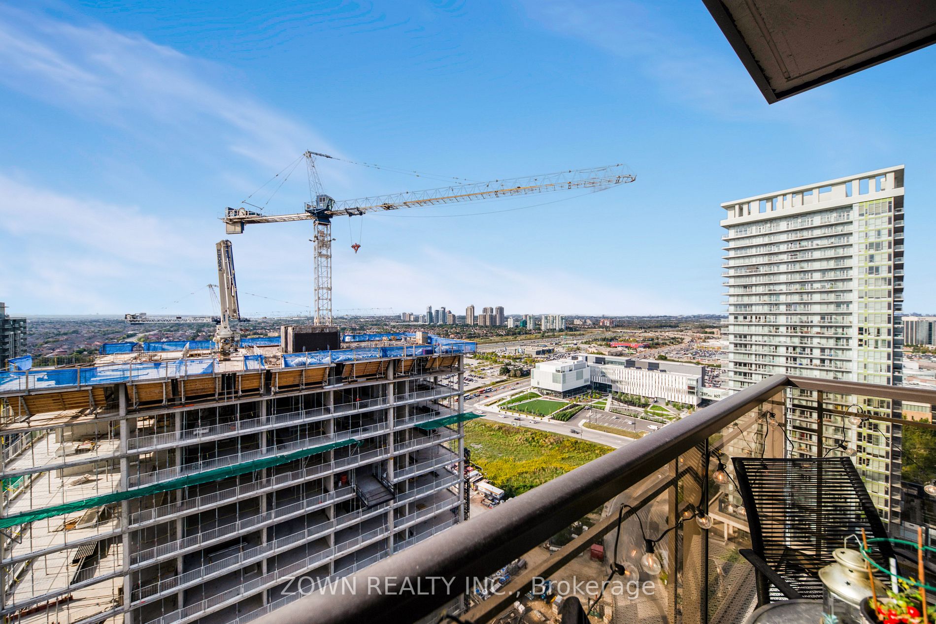 385 Prince Of Wales Dr, #2301