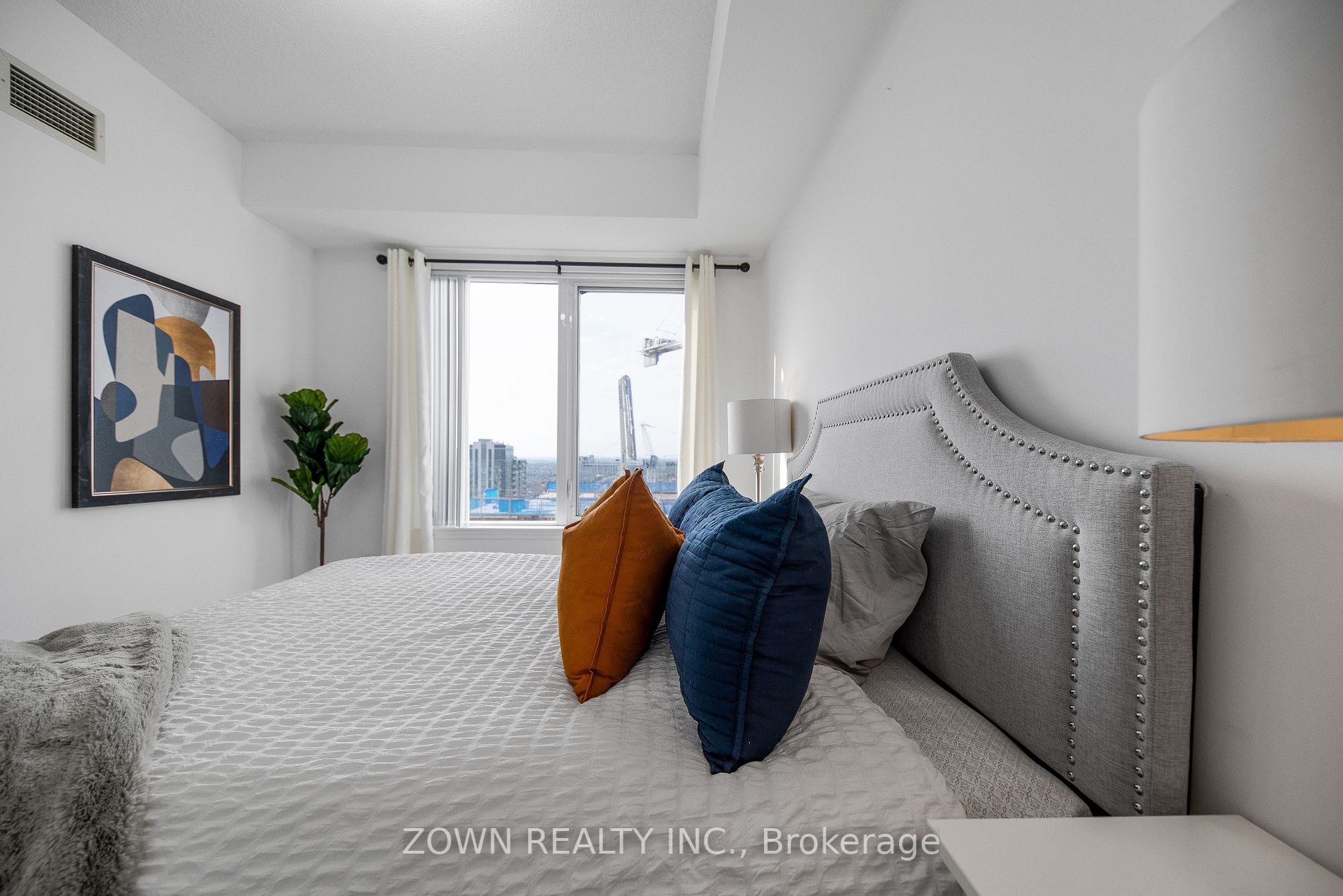 385 Prince Of Wales Dr, #2301