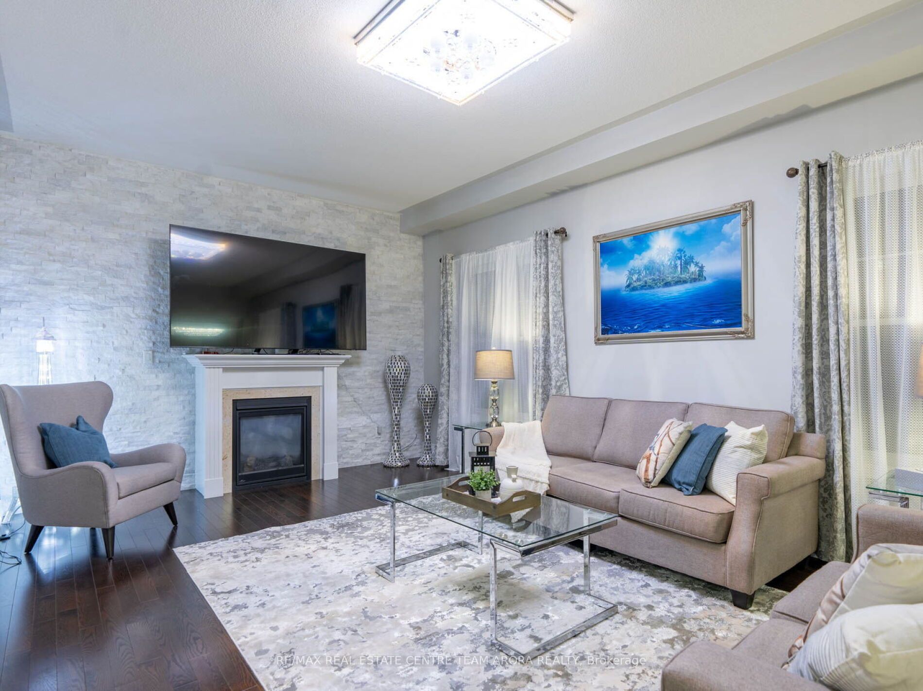 33 Ashcreek Dr