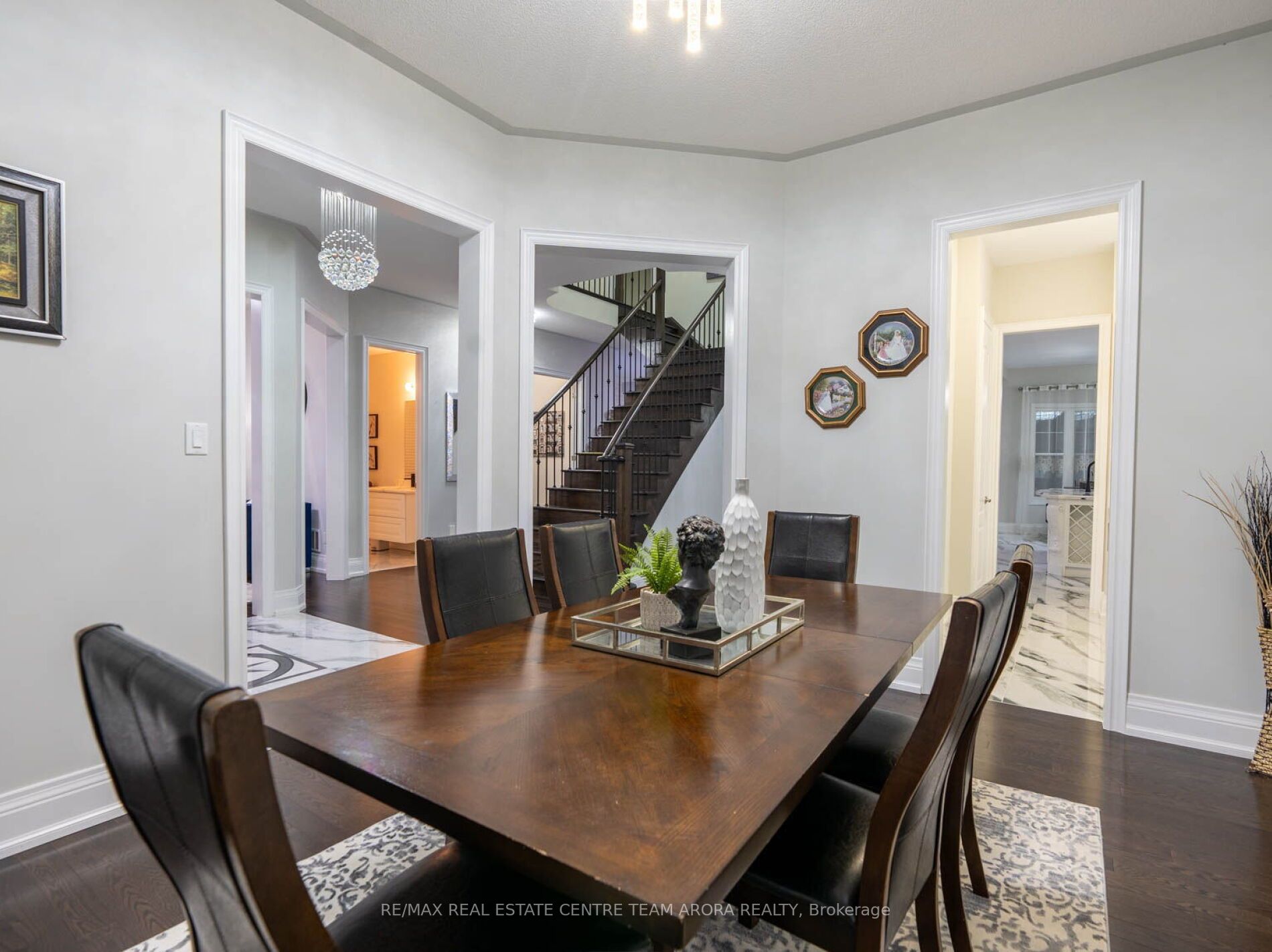 33 Ashcreek Dr