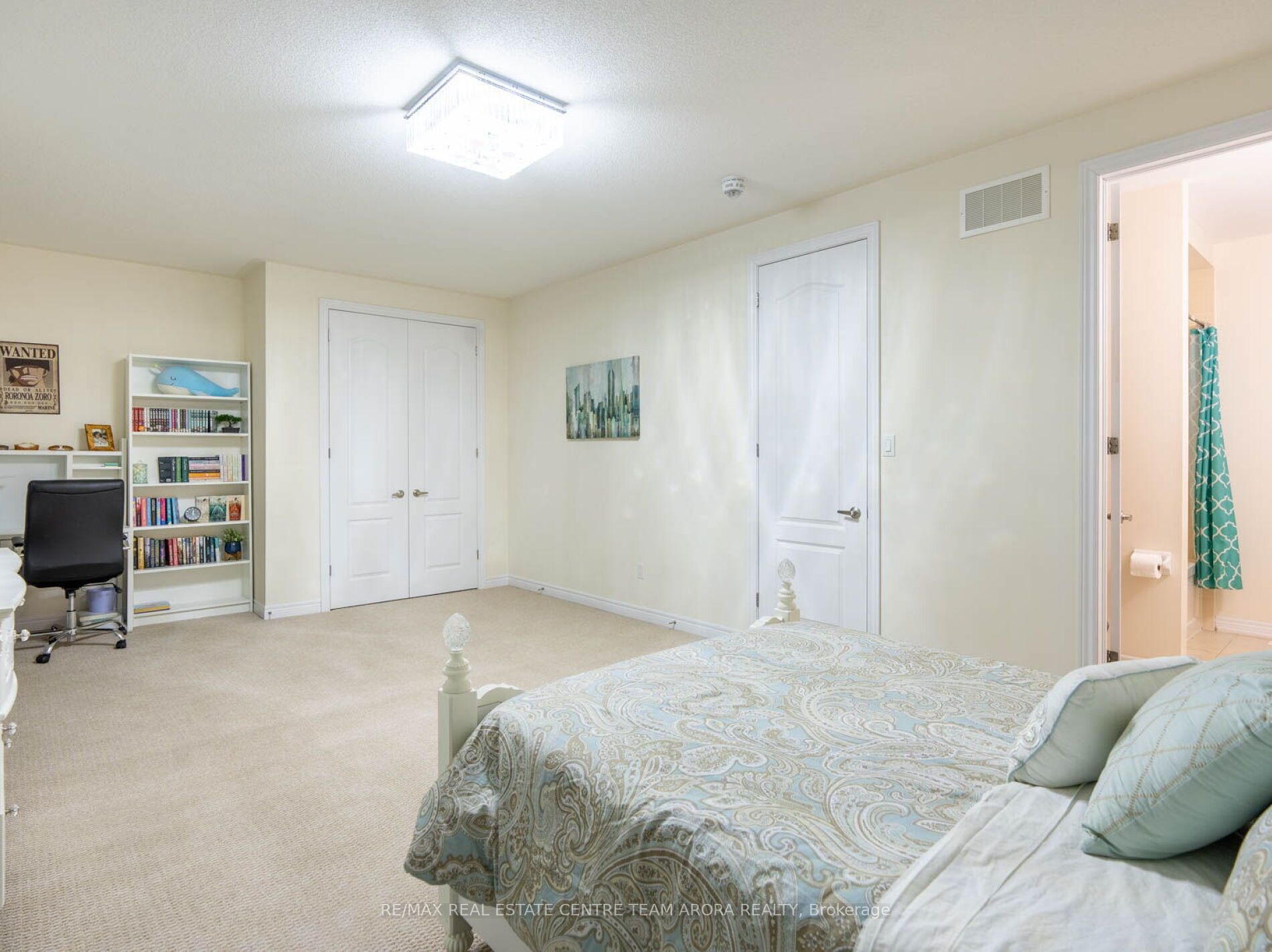 33 Ashcreek Dr