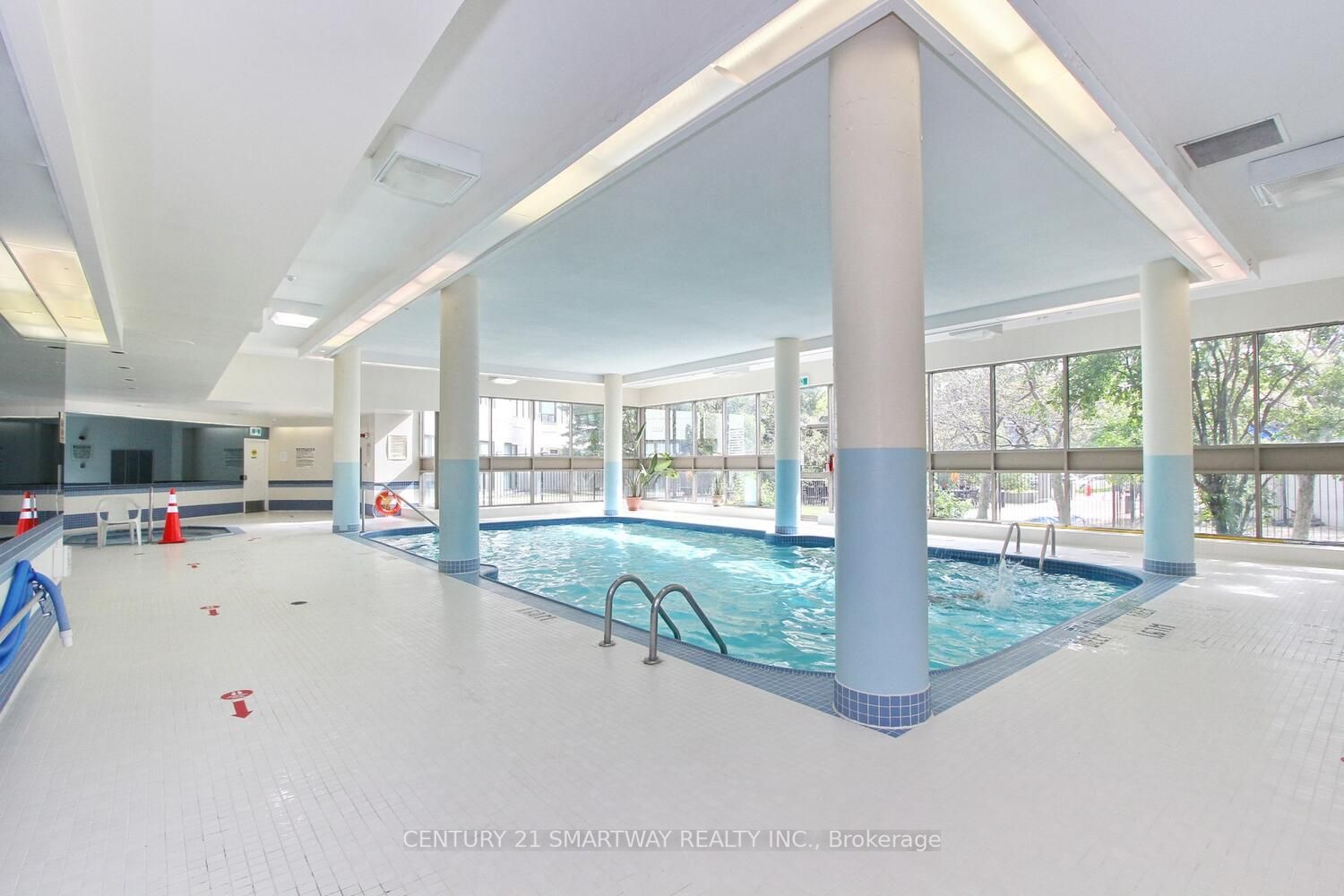 330 Rathburn Road W #1706