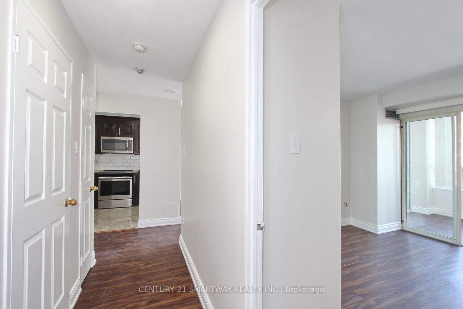 330 Rathburn Road W #1706