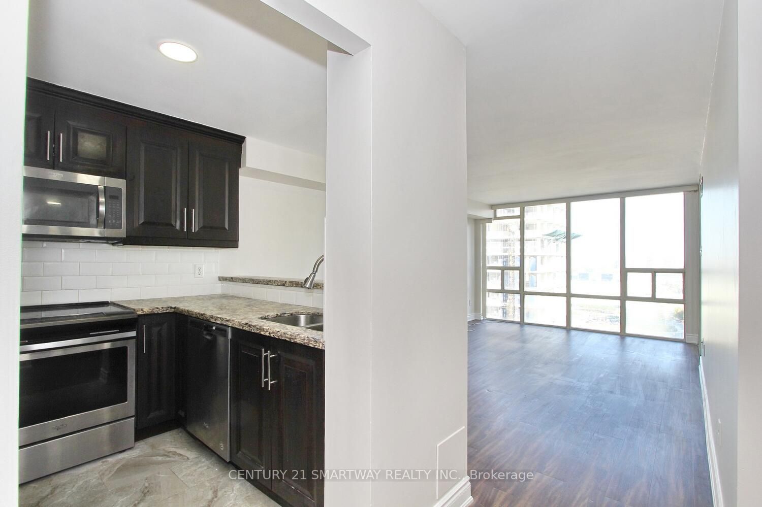 330 Rathburn Road W #1706