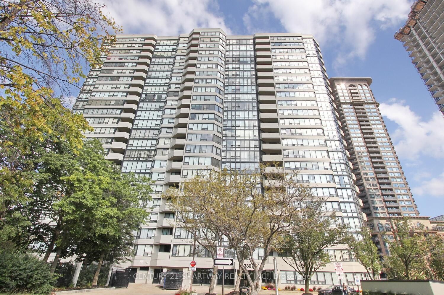 330 Rathburn Road W #1706