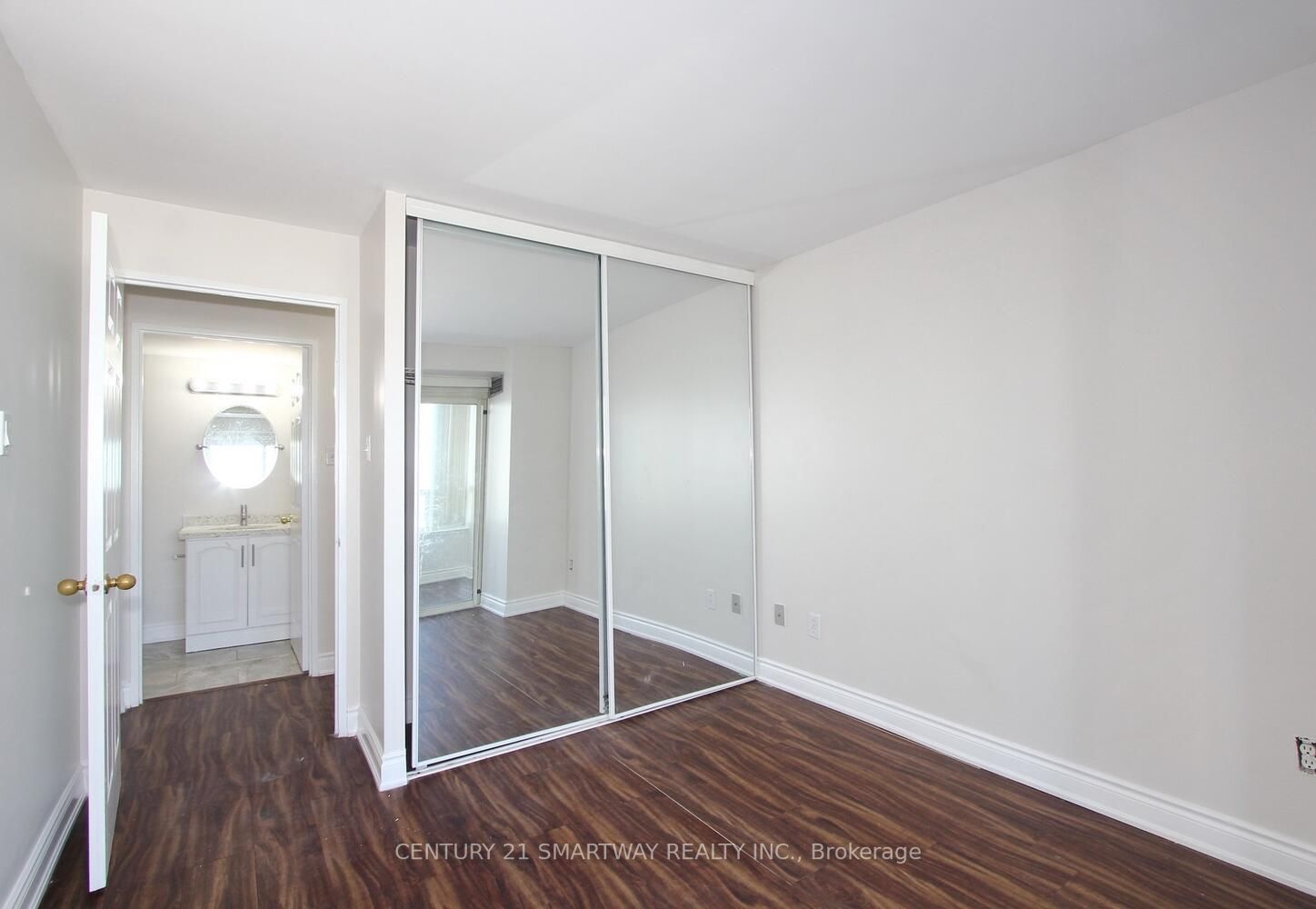 330 Rathburn Road W #1706