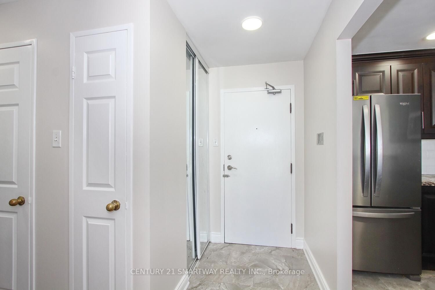 330 Rathburn Road W #1706