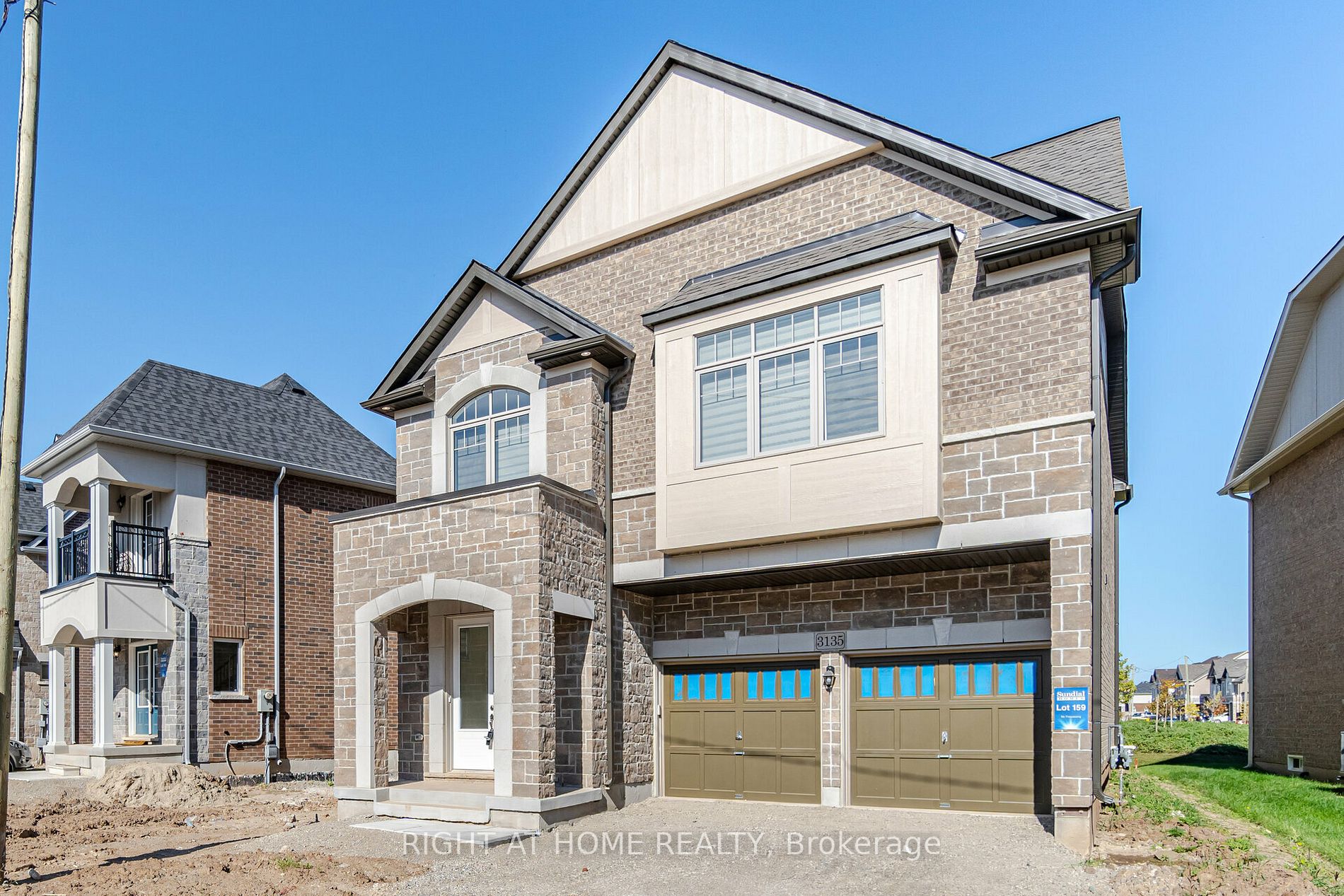 3135 Goodyear Rd E
