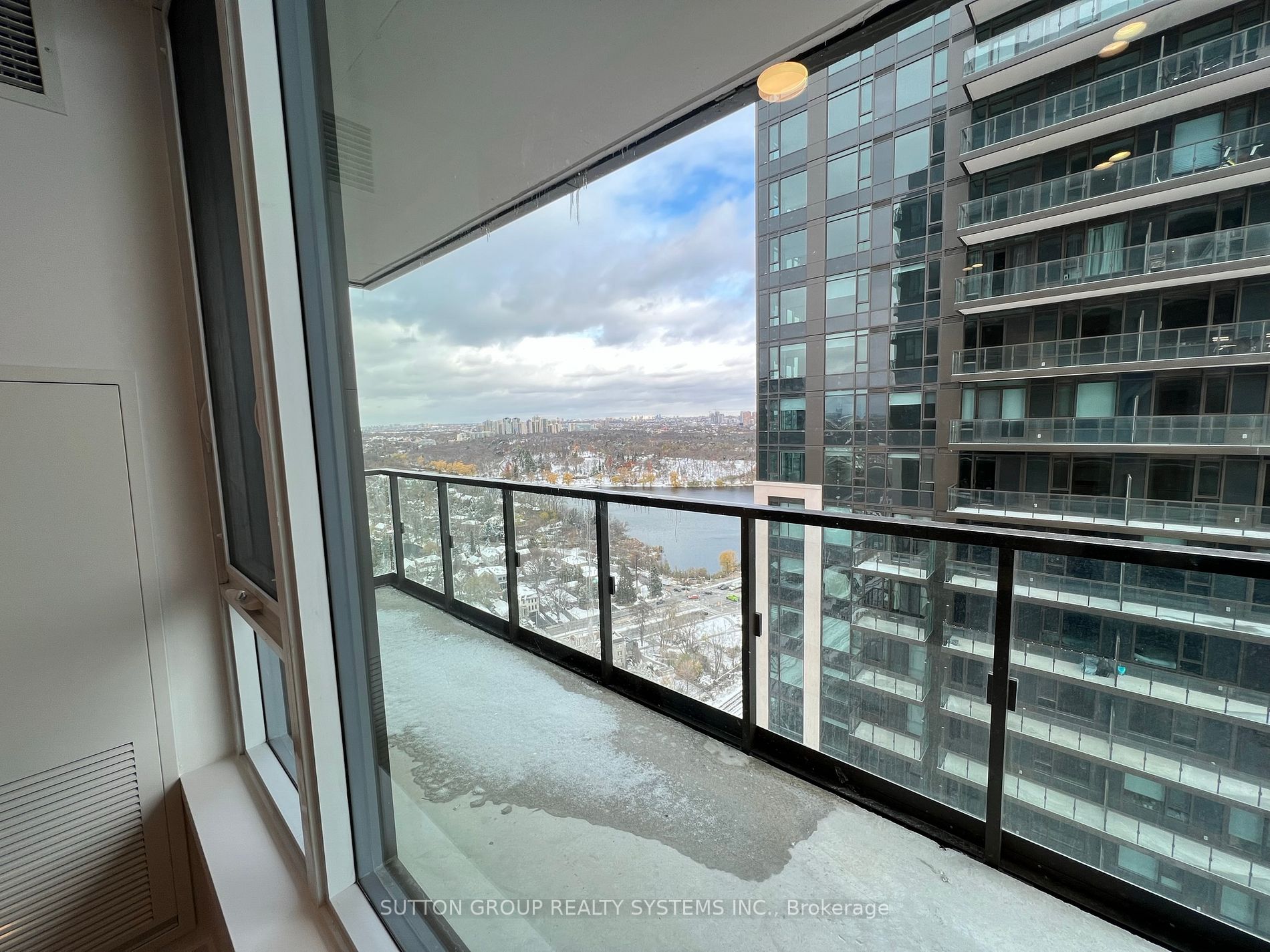 1928 Lakeshore Blvd W, #3503