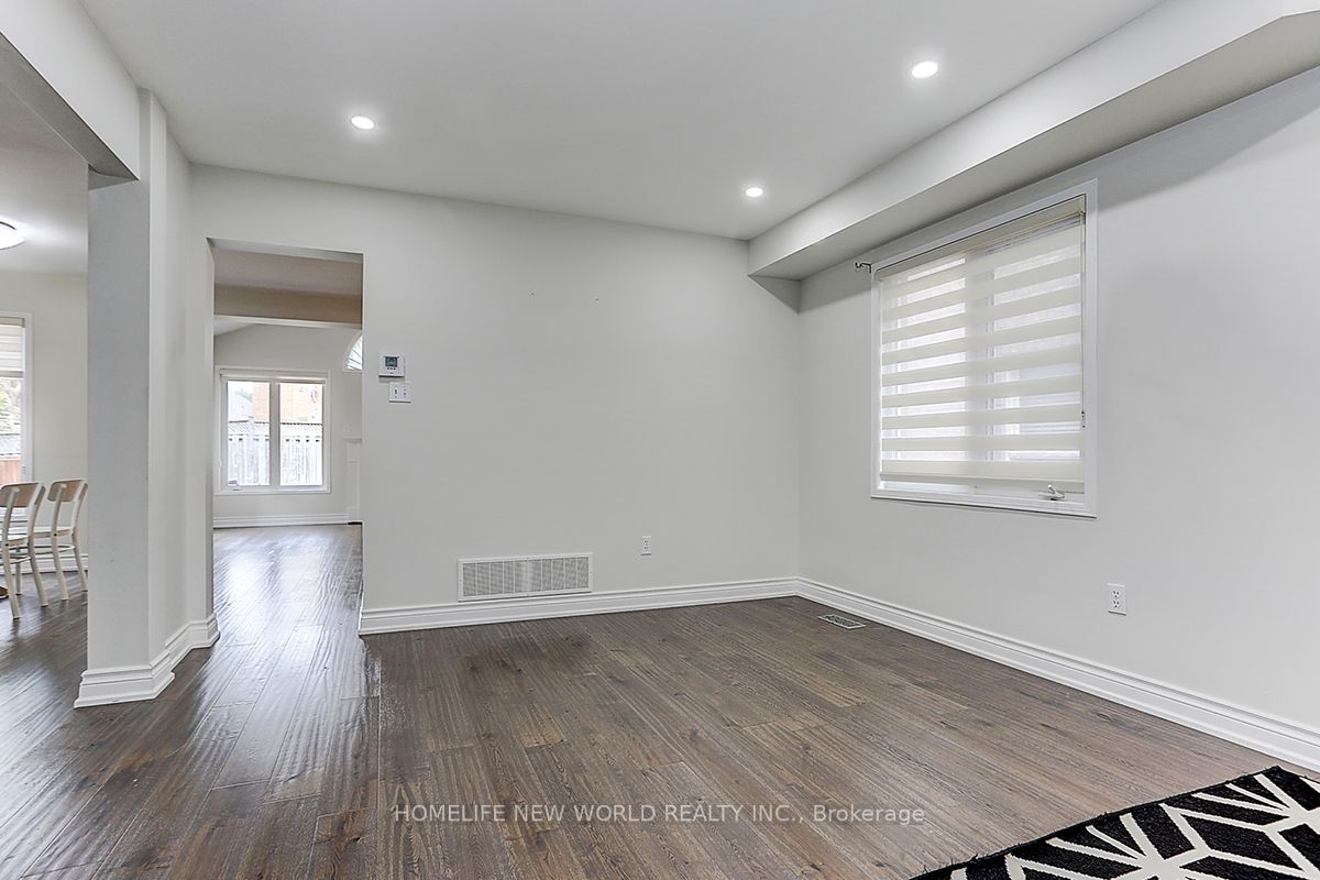 2844 Galleon Cres