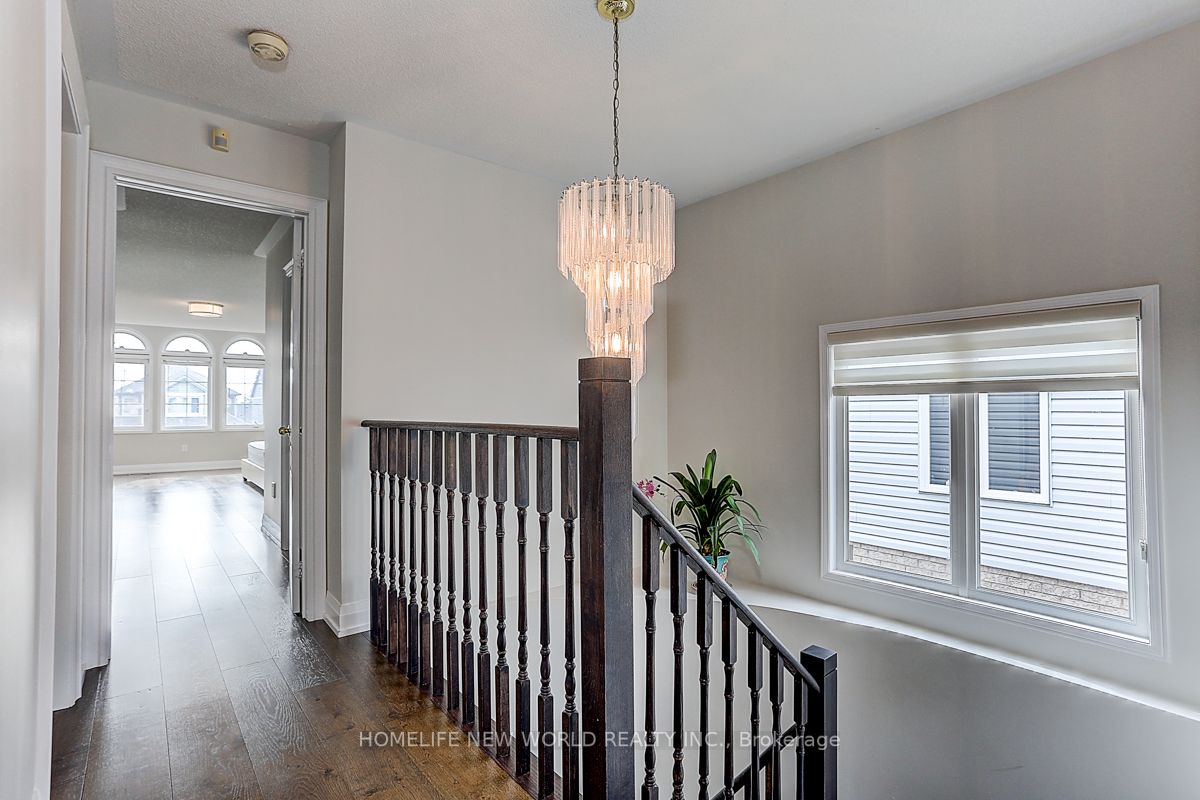 2844 Galleon Cres