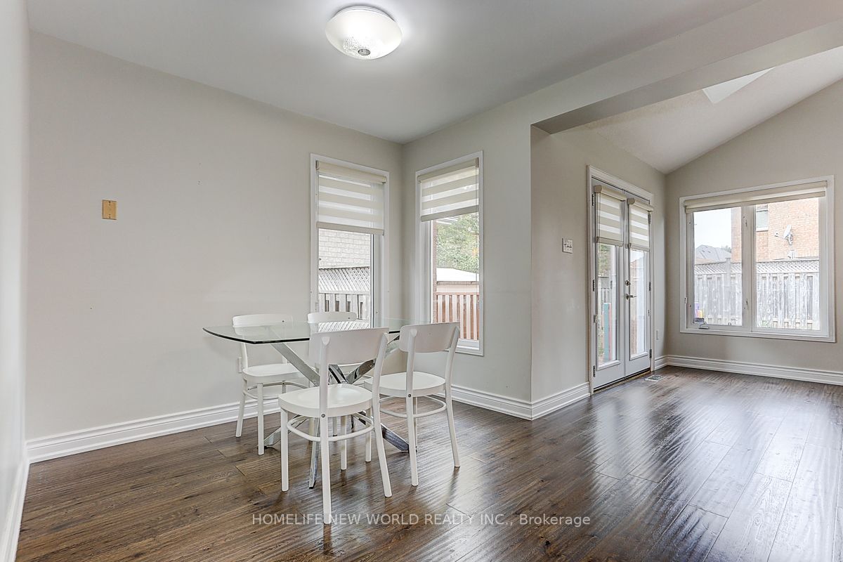 2844 Galleon Cres