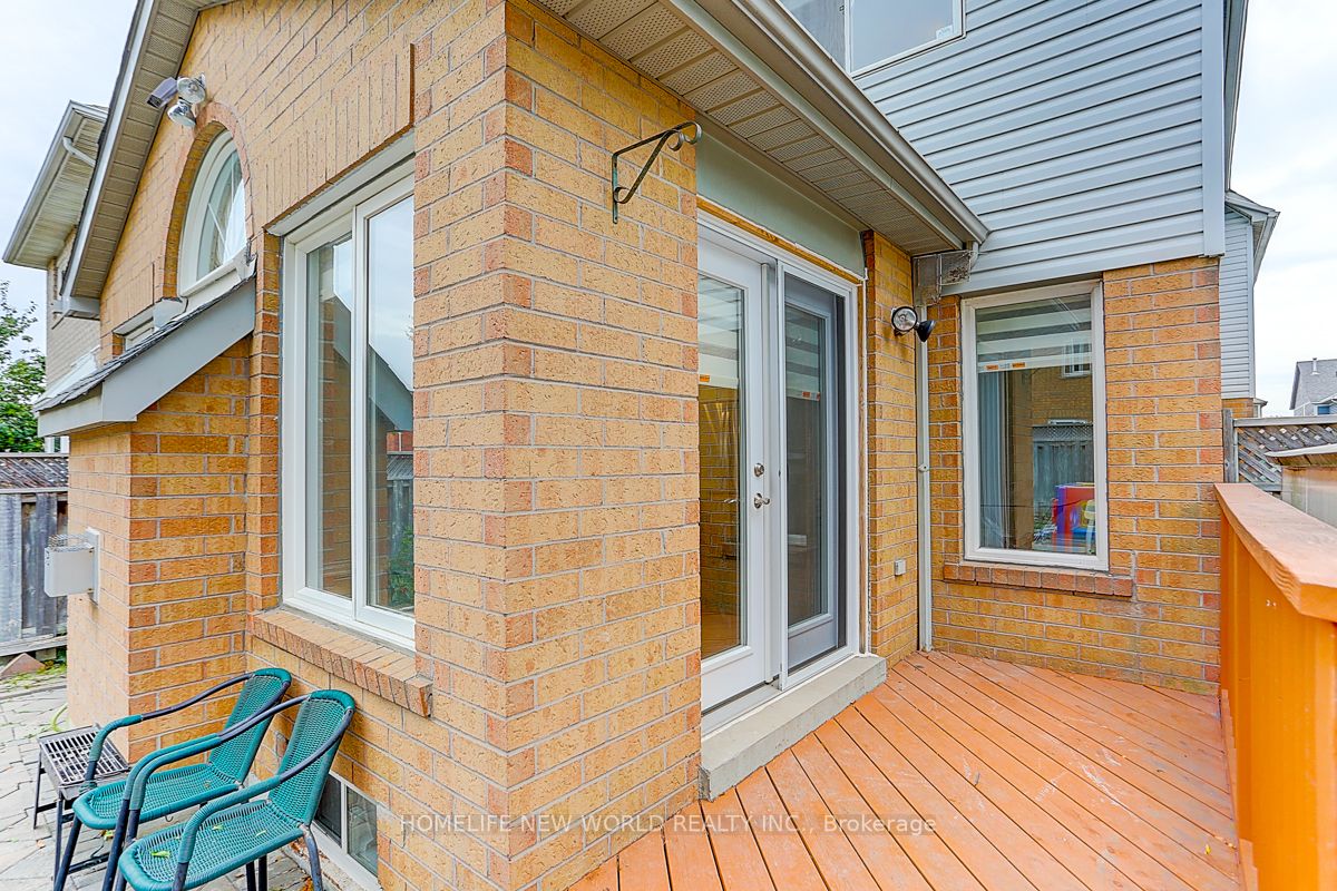 2844 Galleon Cres